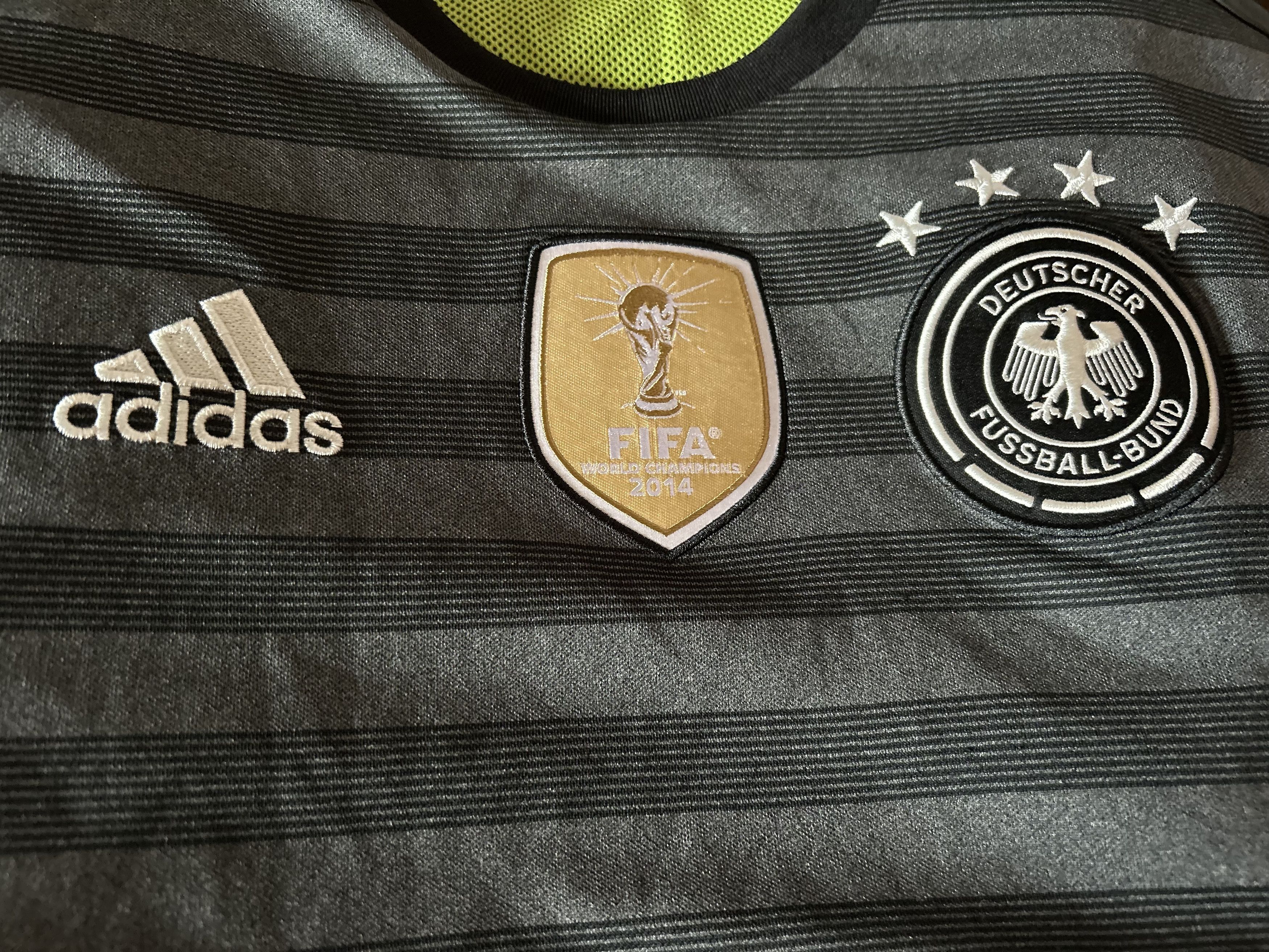 Adidas GERMANY - 2015 - 2016 - Adidas - M - UNIQUE Size US M / EU 48-50 / 2 - 4 Thumbnail