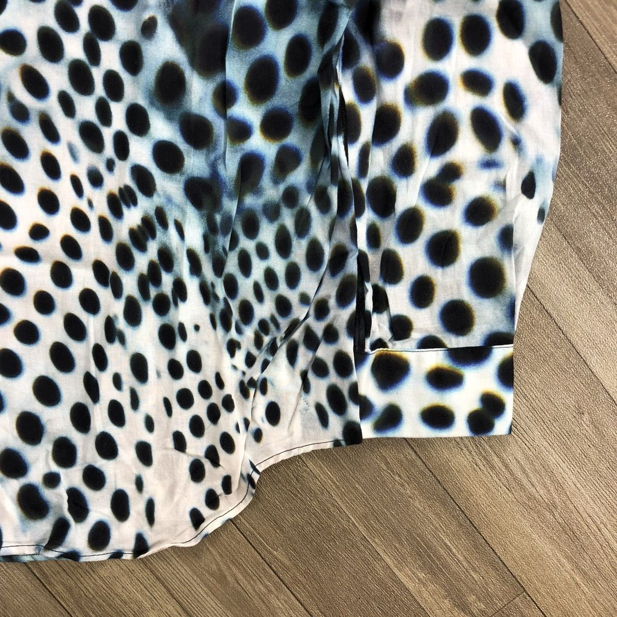 Designer × Paul Smith Luxury Paul Smith Mainline Leopard 3D Print Button Up Shirt Size US M / EU 48-50 / 2 - 7 Thumbnail