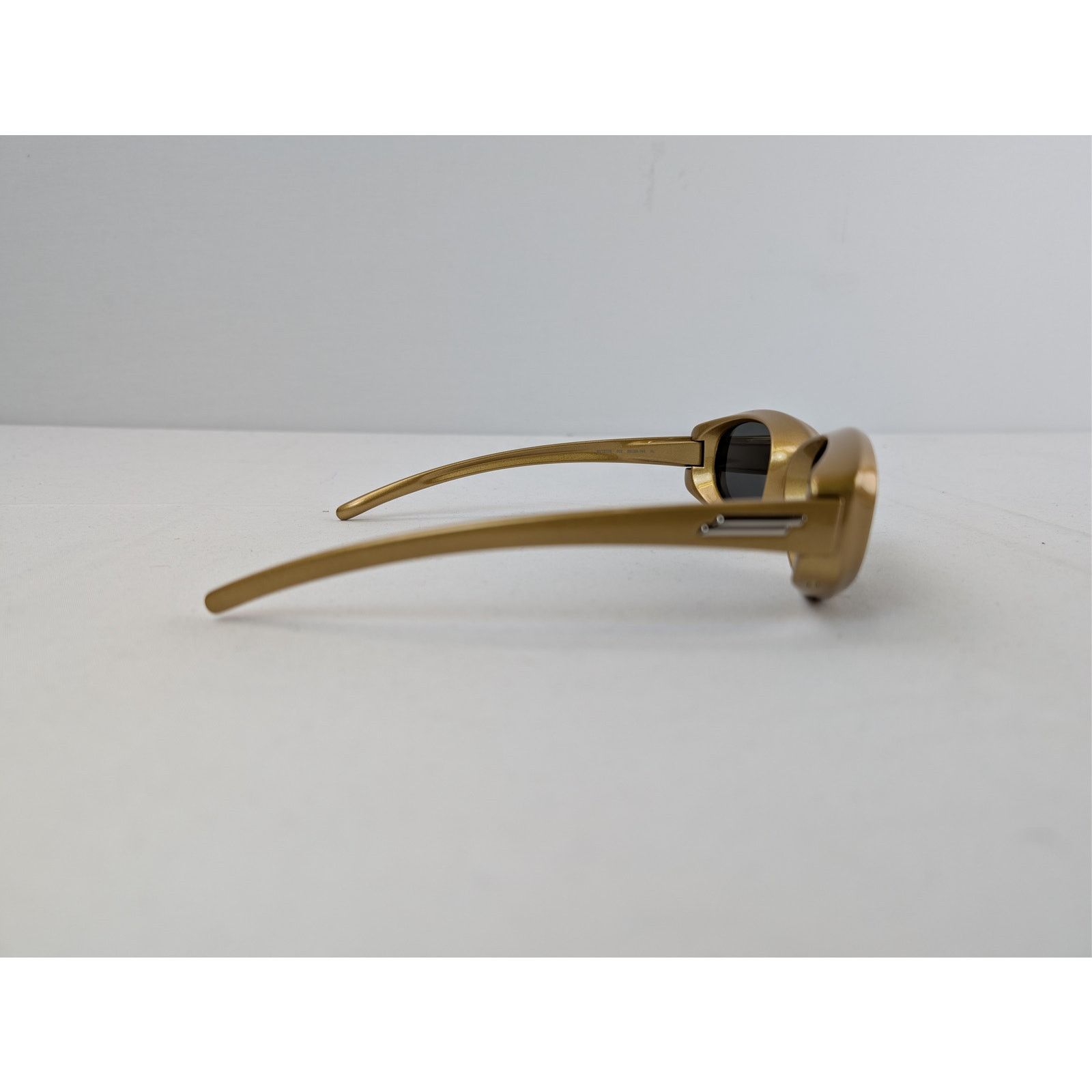 Bottega Veneta o1rshd1 Size: 0S / Oval Frame Sunglasses in Gold / Grey Size ONE SIZE - 3 Thumbnail