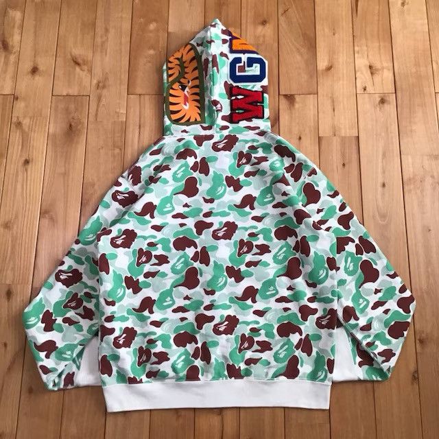 Bape 2008 🔥Sendai Store Camo🔥 shark full zip hoodie BAPE NIGO APE Size US S / EU 44-46 / 1 - 2 Thumbnail