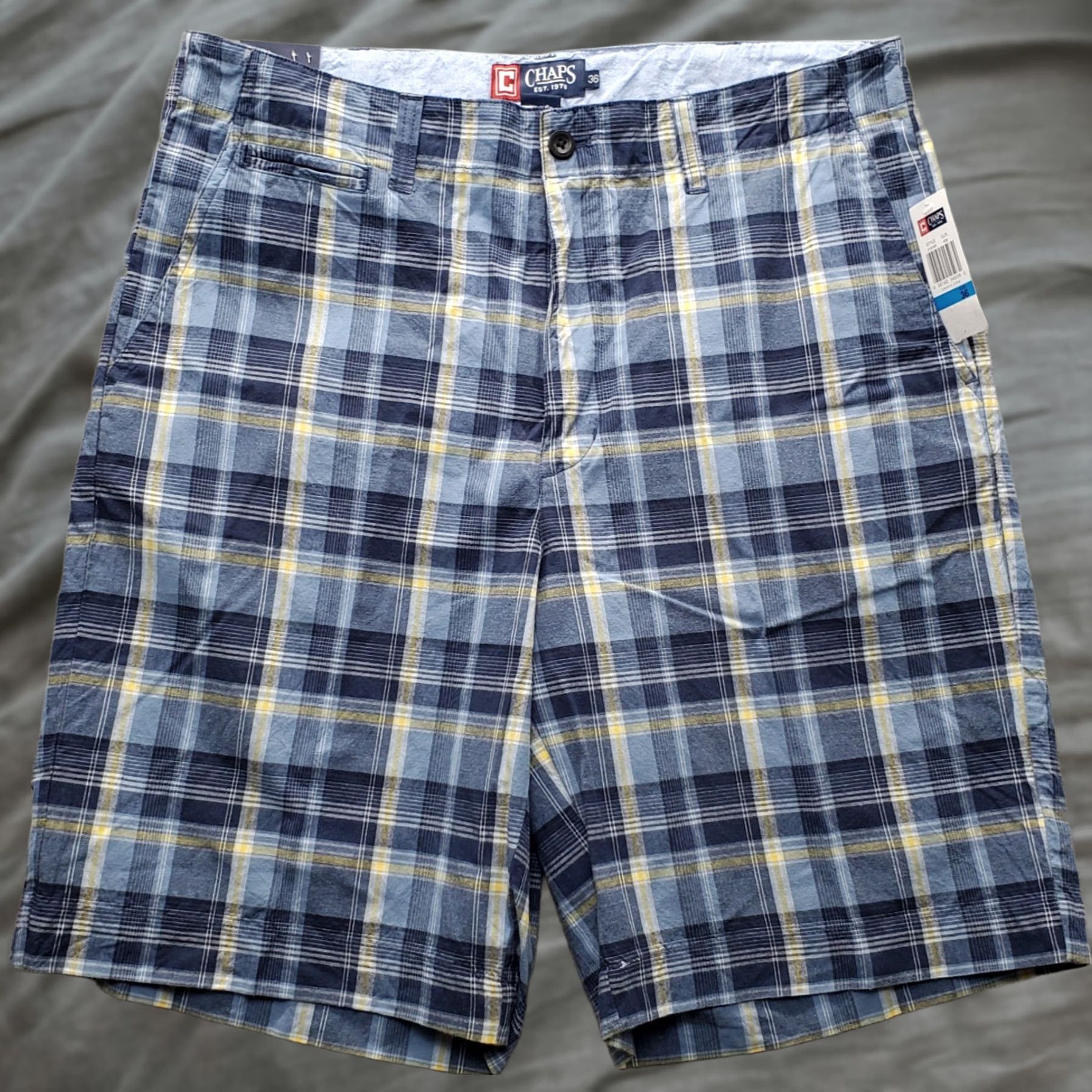 Chaps Chaps Mens Chino Shorts Plaid Multicolor Flat Front 36W Slash Pocket Size 36 Mens Shorts Size US 36 / EU 52 - 1 Thumbnail