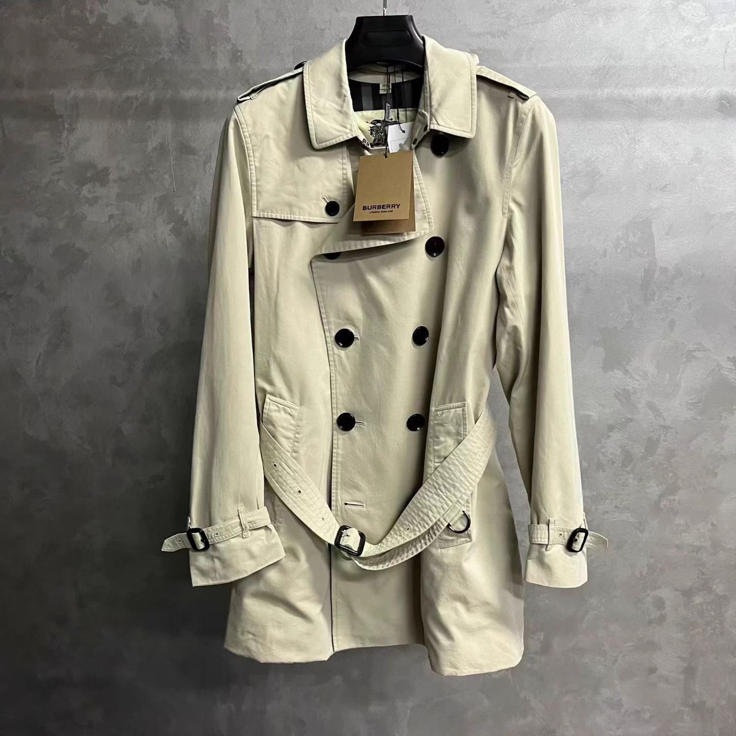 Burberry Burberry Khaki Plain Collar Double-Breasted Overcoat 48 Size XL / US 12-14 / IT 48-50 - 1 Thumbnail