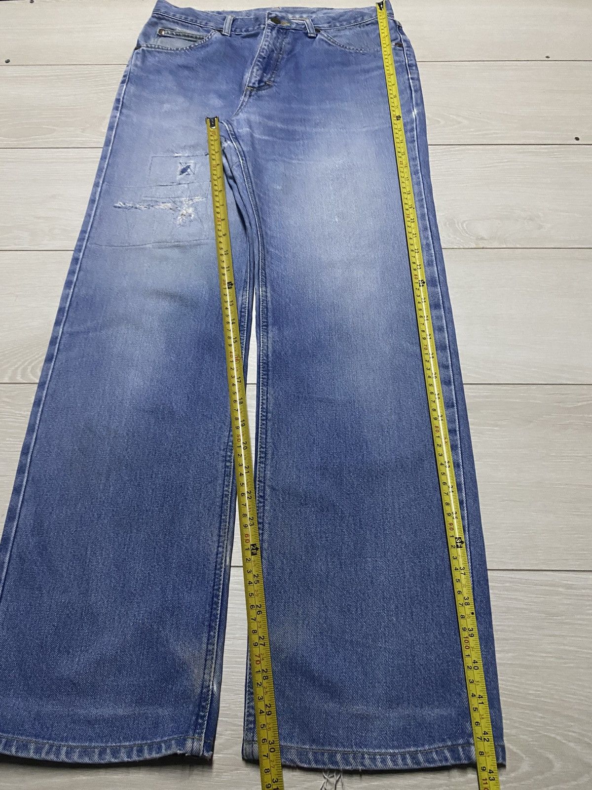 Lee Vintage Lee Faded Wash Repaired Loose Jeans Size US 31 - 16 Thumbnail