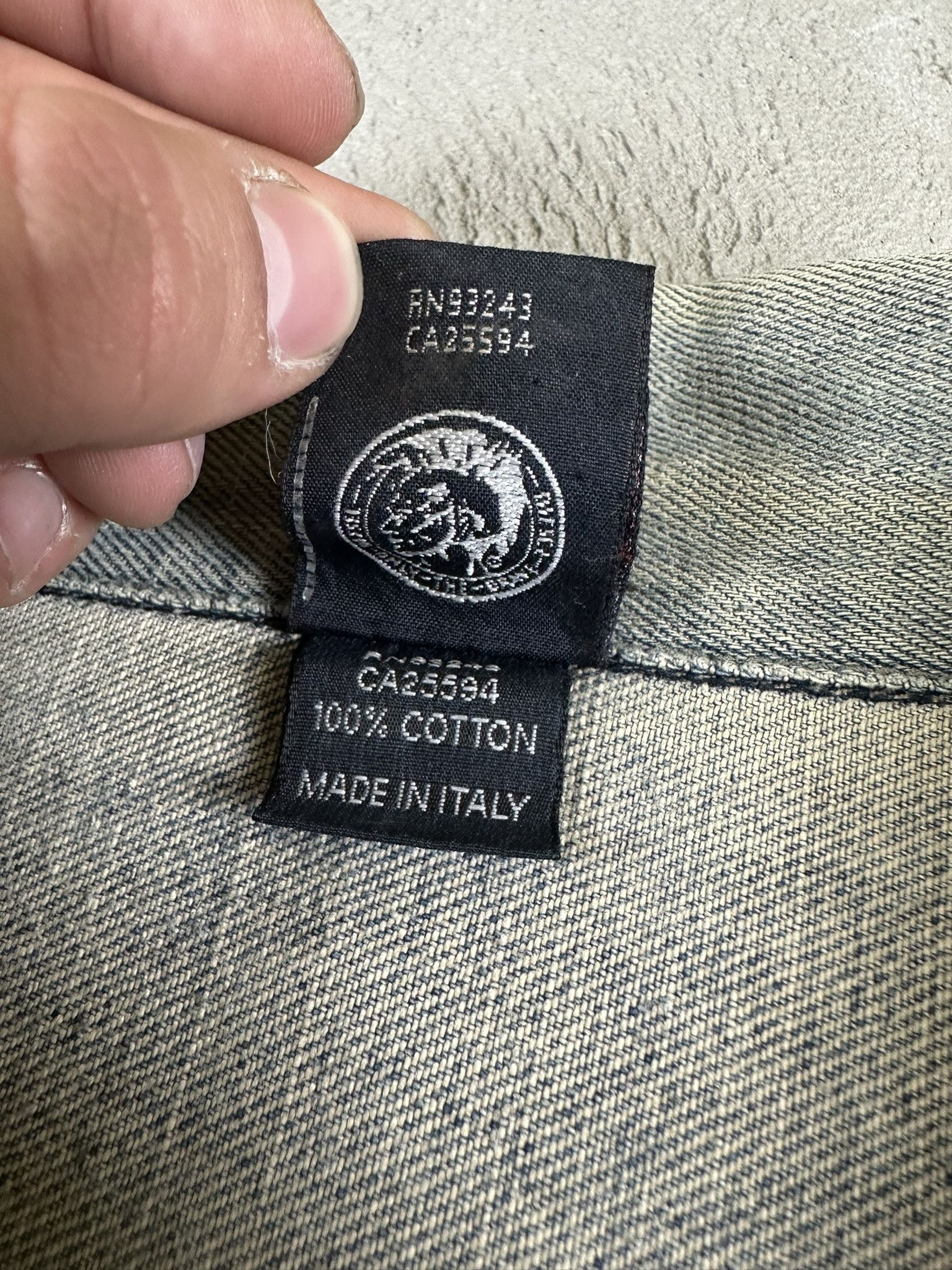 Diesel Vintage Y2k Diesel Faded Washed Denim Trucker Jacket 00s Size US M / EU 48-50 / 2 - 18 Thumbnail