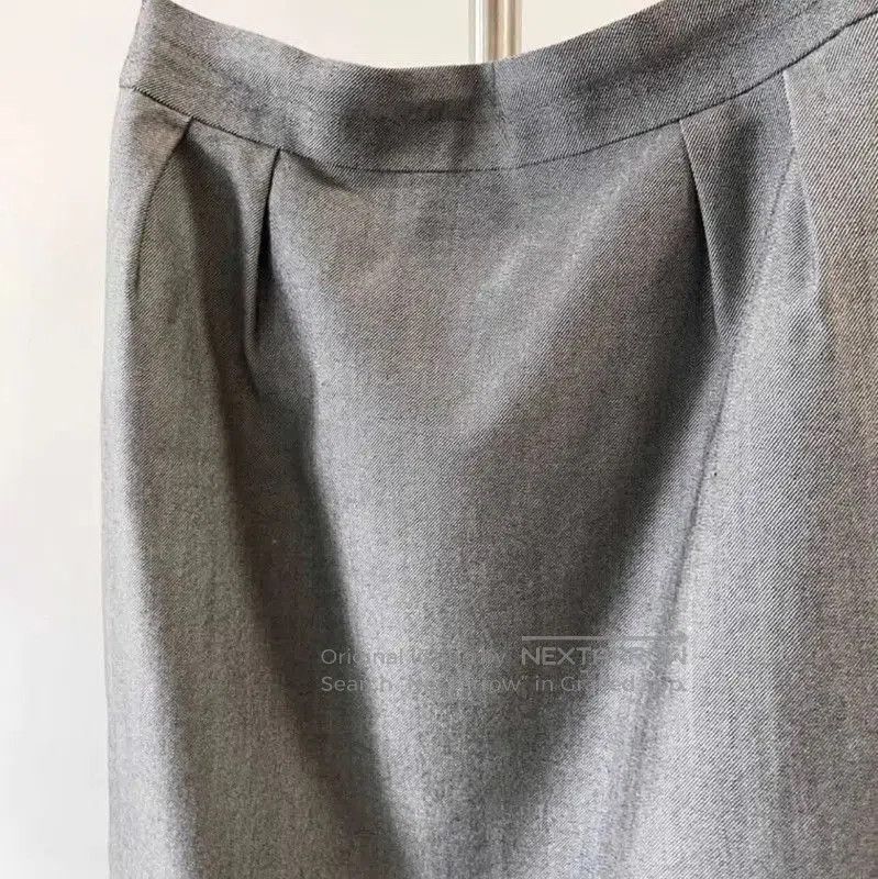 Dior Dior Gray Wool Midi Skirt for Women . Size 23" - 3 Thumbnail