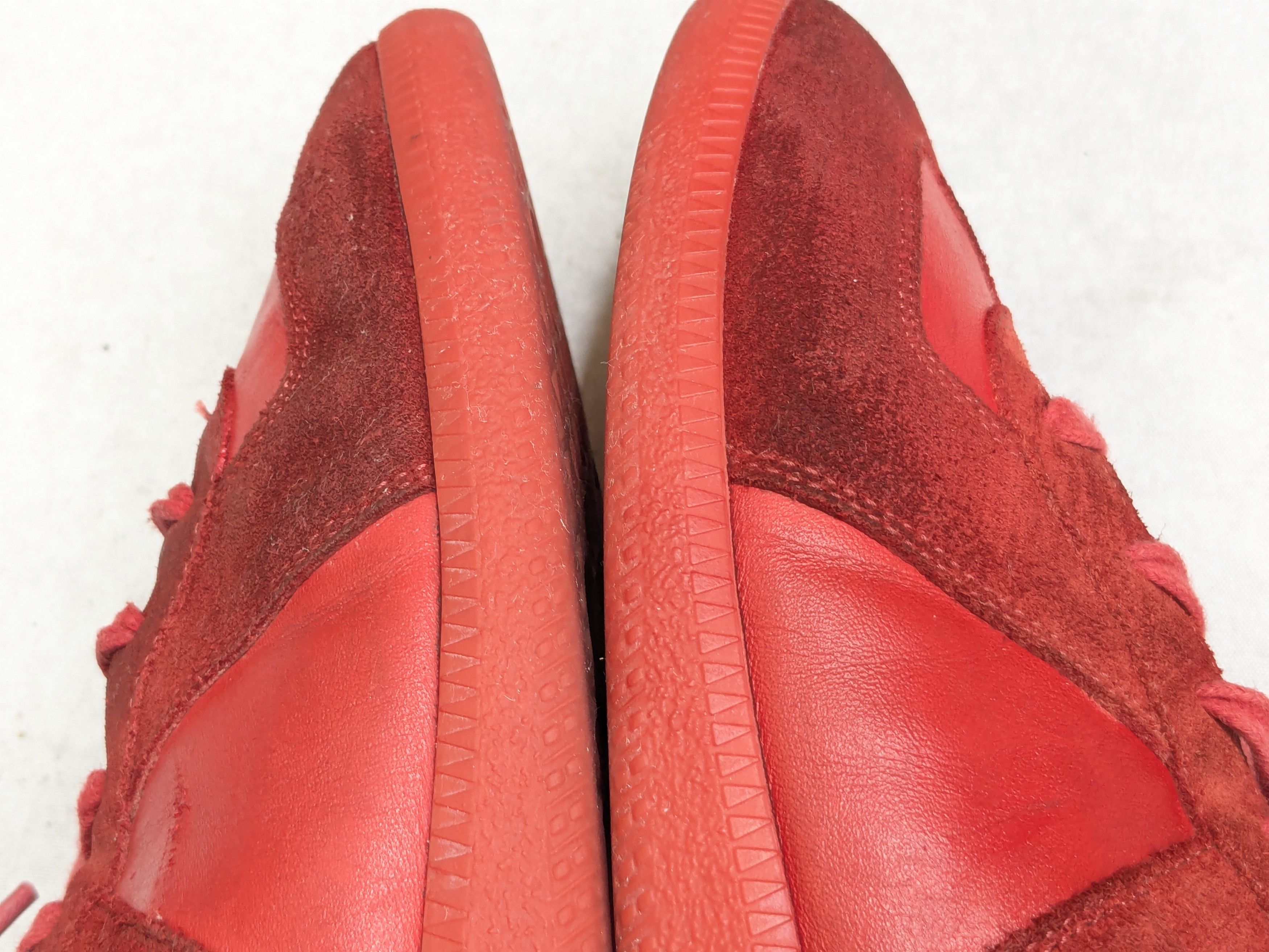 Maison Margiela Maison Margiela Replica GAT Red 10.5 43.5 Low Tops Size US 10.5 / EU 43-44 - 9 Thumbnail