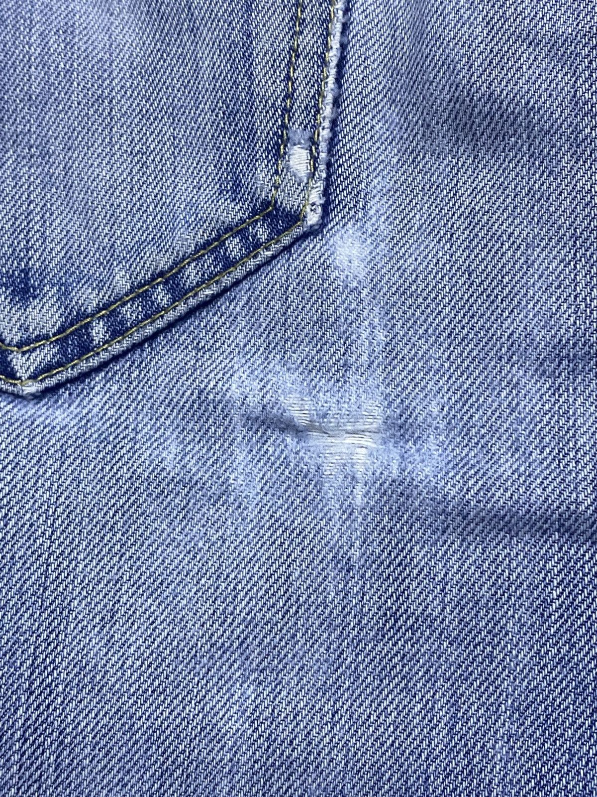 Uniqlo All Made In Japan Uniqlo Distressed ButtonFly Straight Jeans Size US 31 - 15 Thumbnail