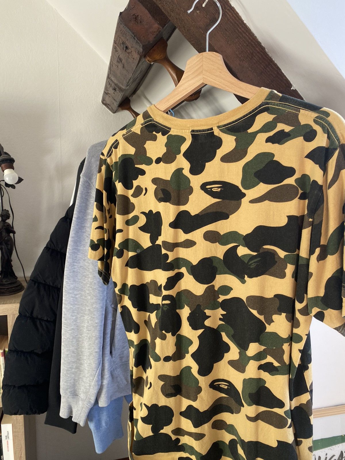 Bape 1st Camo Bape Tee Size US M / EU 48-50 / 2 - 4 Thumbnail