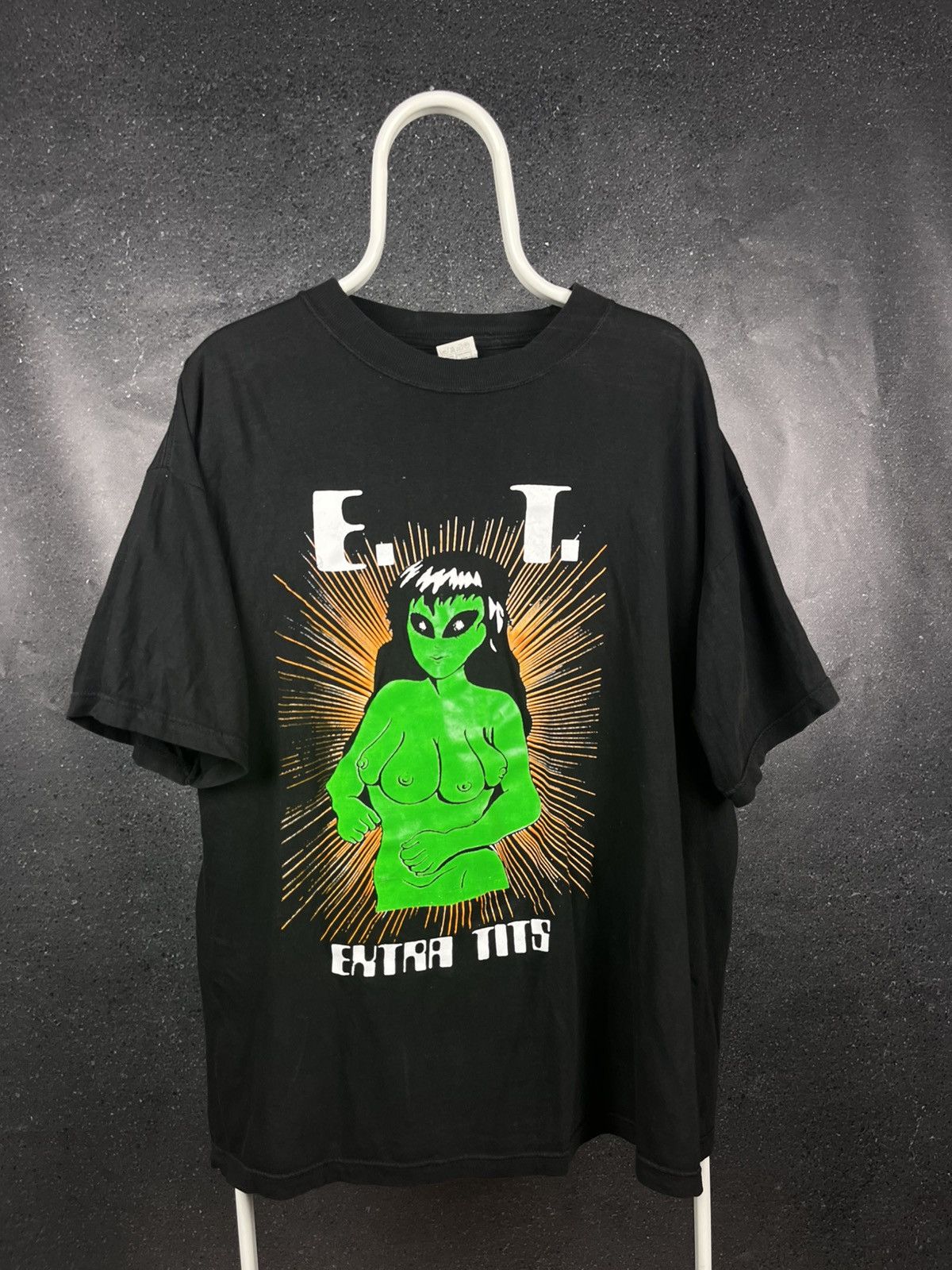 💃🏼Men's Vintage 90s T-Shirt Extra Tits Humor VTG Tee💃🏼