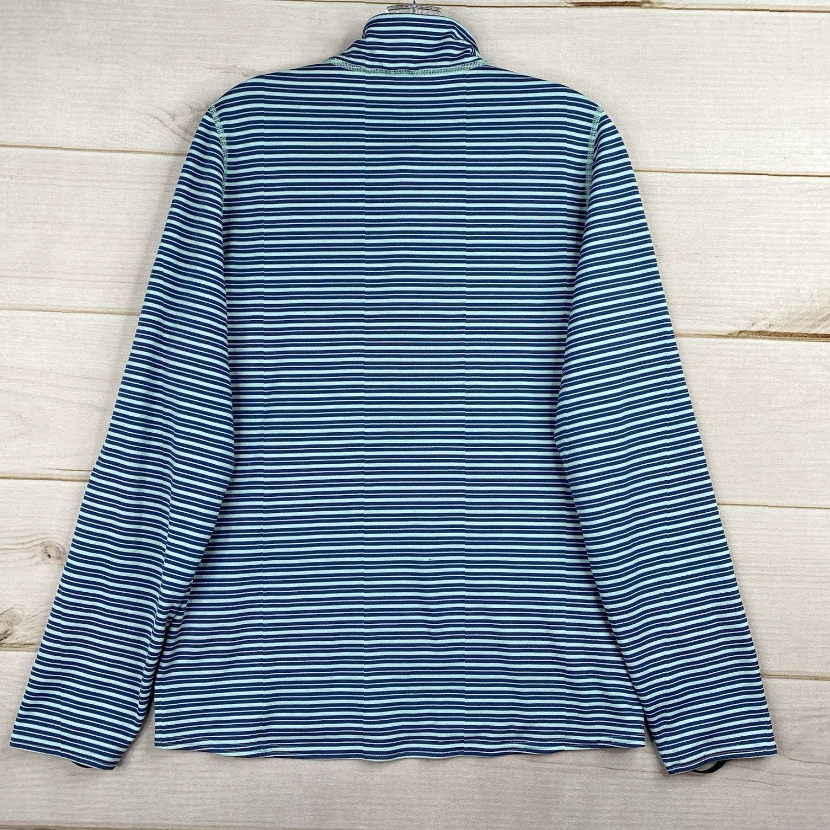 Patagonia Patagonia Capilene3 Midweight Hoodie Shirt Mens M Striped Blue 1/2 Zip Pullover Hiking Size US M / EU 48-50 / 2 - 8 Thumbnail