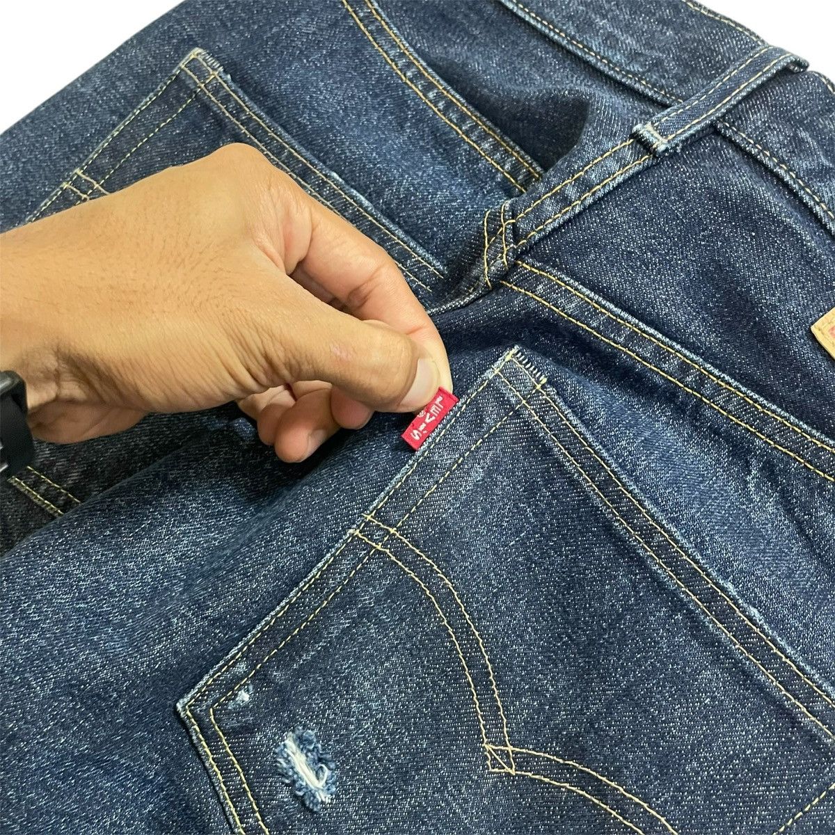 Levi's "Levi's 66501 LVC 1966 501XX Selvedge - Dark Wash" Size US 28 / EU 44 - 16 Thumbnail