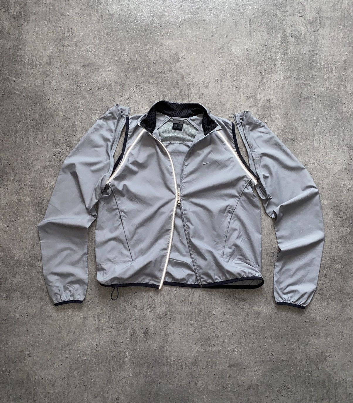 Nike Vintage Nike WMNS Windbreaker Early 2000s Zip Jacket | Y2K | Size M / US 6-8 / IT 42-44 - 1 Thumbnail