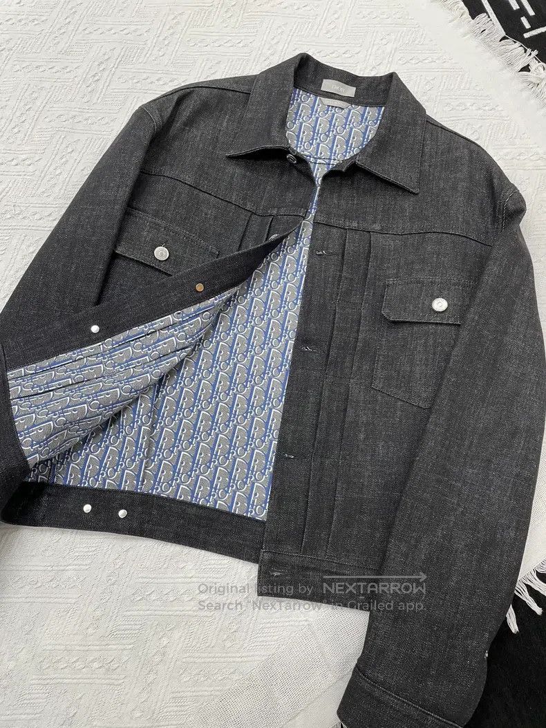 Dior Dior Denim jacket with a old flower inside Size US S / EU 44-46 / 1 - 1 Thumbnail