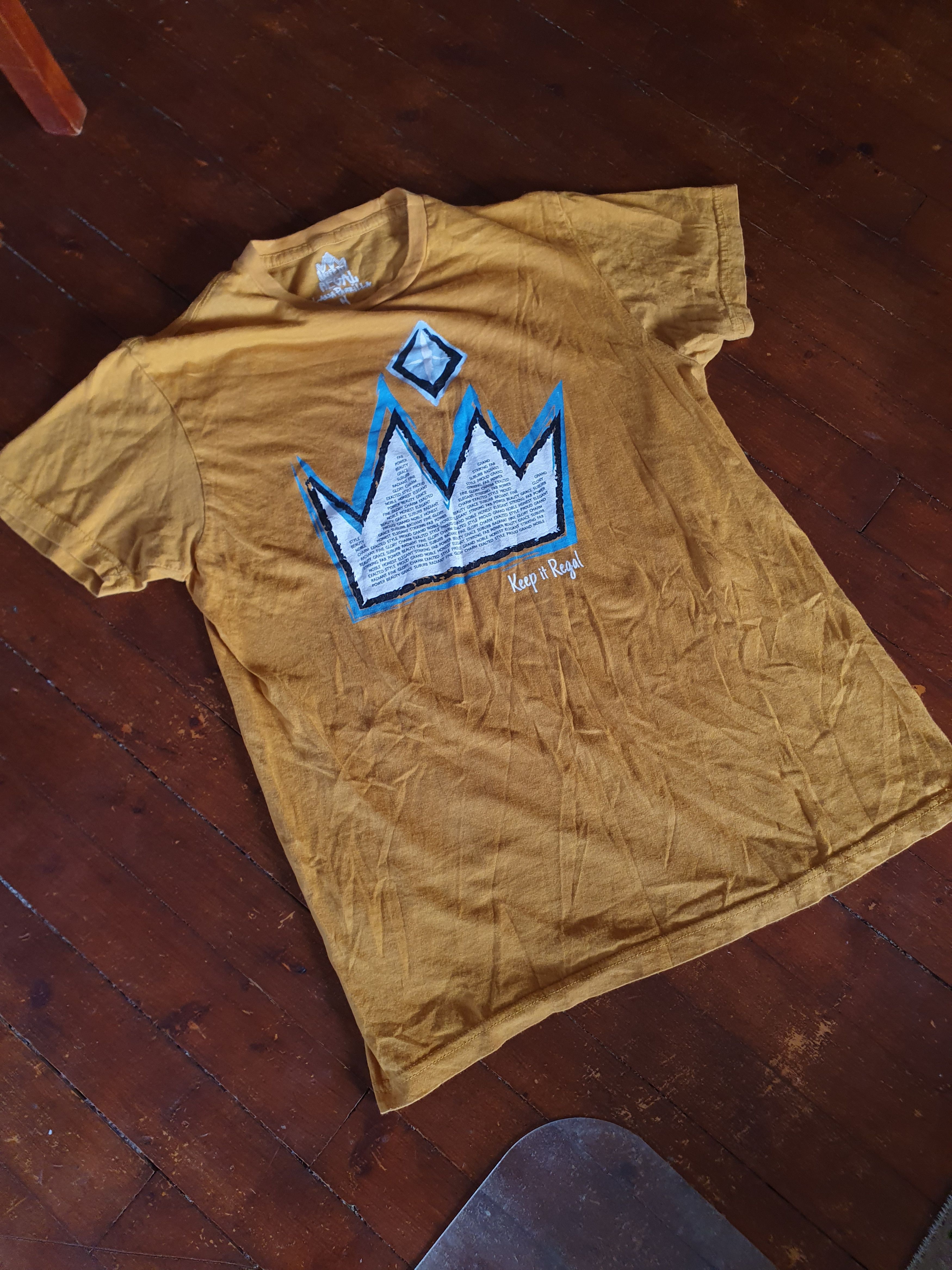 Other Keep It Regal Lana Parrilla t-shirt sz M Size US M / EU 48-50 / 2 - 3 Thumbnail