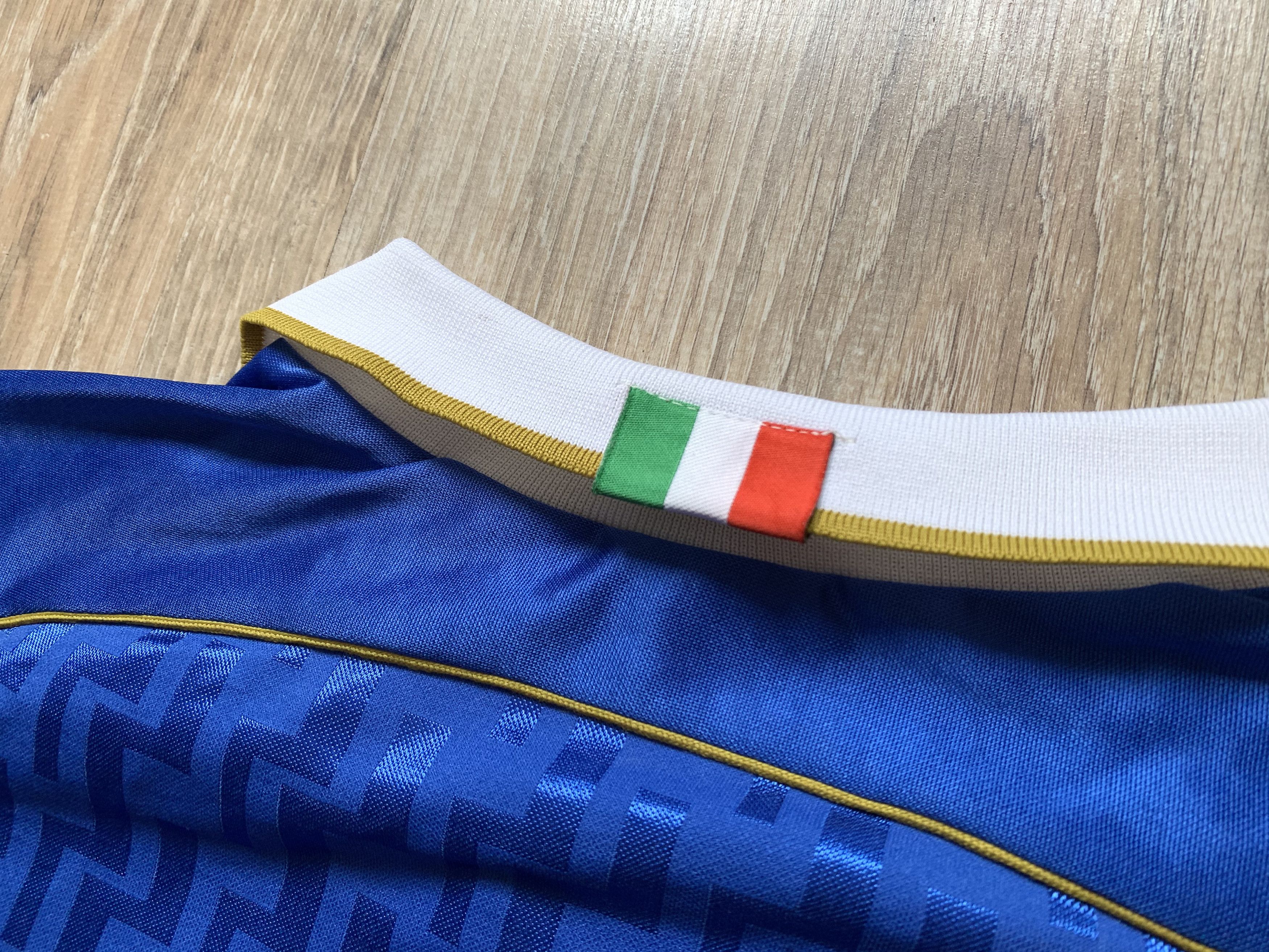 Nike × Vintage Vintage Nike Italy Home Football Shirt 1994-1996 Size US M / EU 48-50 / 2 - 10 Thumbnail