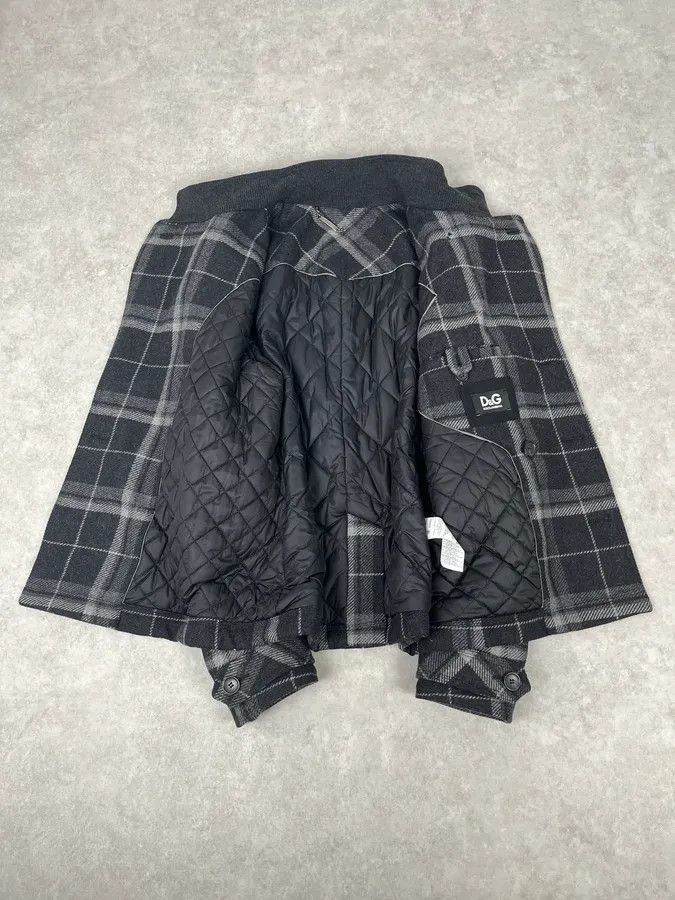 Dolce & Gabbana 2000s Dolce & Gabbana Grey Checkered Wool Buttoned Jacket Size US M / EU 48-50 / 2 - 8 Thumbnail