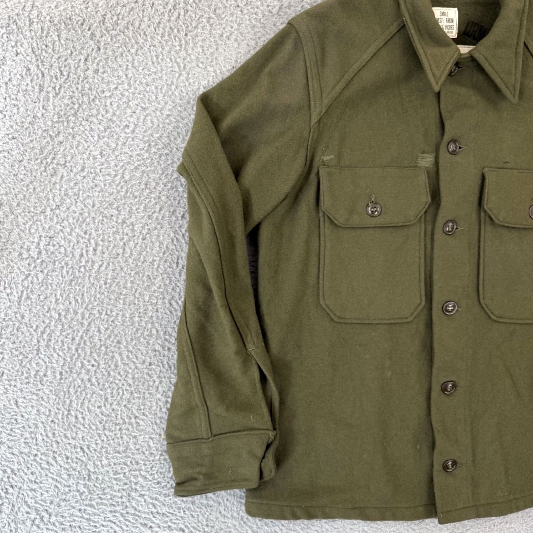 Olive VINTAGE US Army OG 108 Field Shirt Mens Small Wool Button Up Olive Green Army Shirt Size US S / EU 44-46 / 1 - 4 Thumbnail