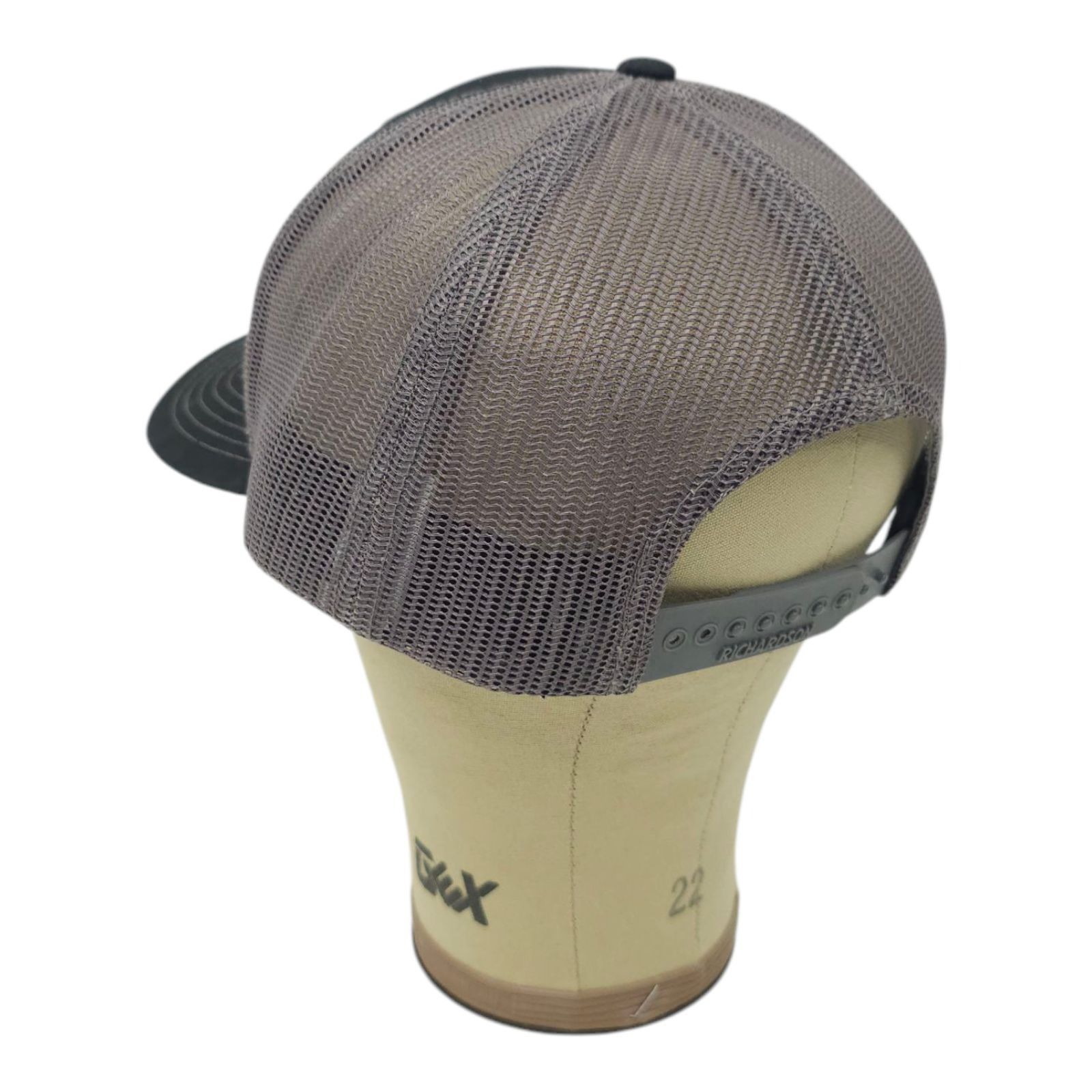 Richardson Richardson Oxford Round Patch Mesh Snapback Cap Trucker Hat Size ONE SIZE - 13 Thumbnail