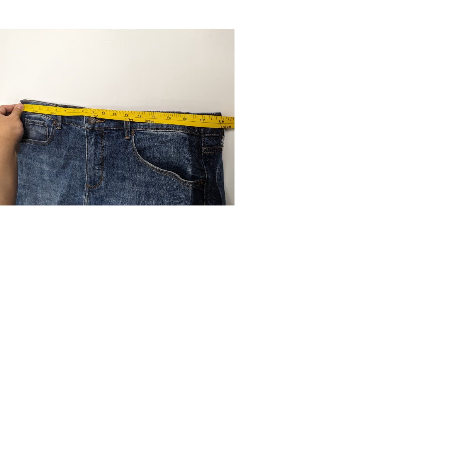 Banana Republic Banana Republic Premium Denim Side Stripe Girlfriend Blue Jeans Women’s 32 Size 24" / US 00 / IT 34 - 9 Thumbnail