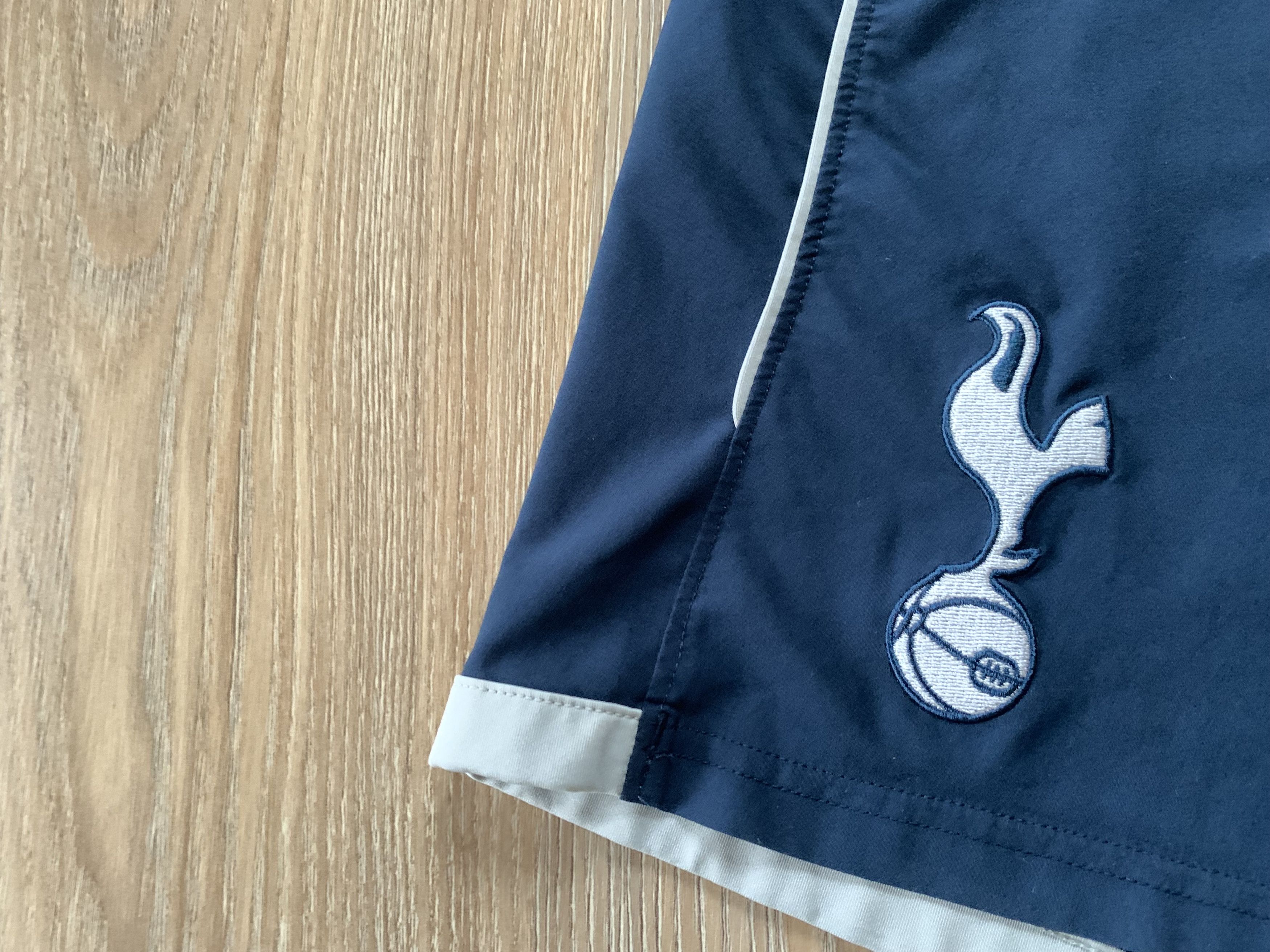Under Armour Under Armour Tottenham Hotspur Football Shorts 2015 Size US 30 / EU 46 - 5 Thumbnail