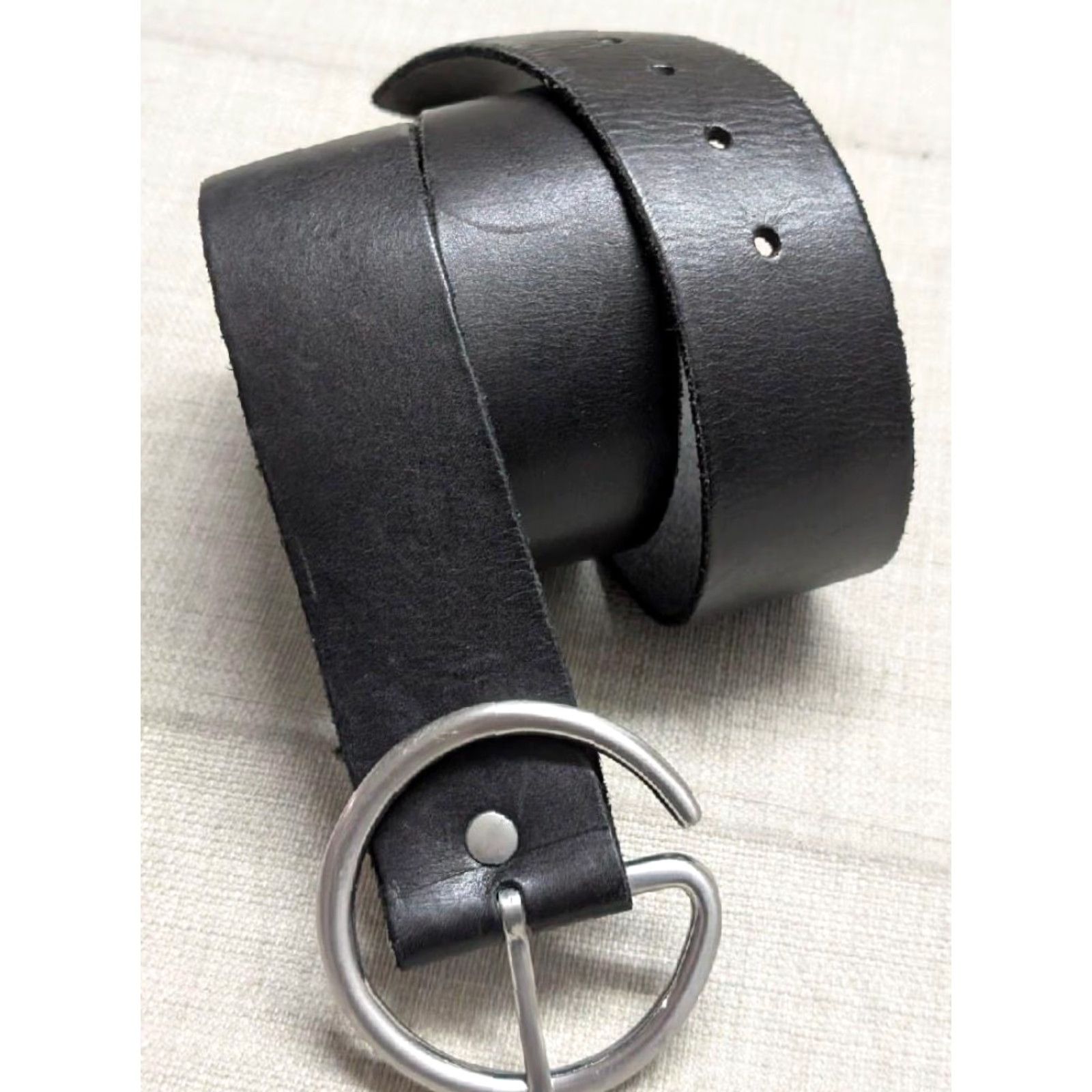 Gap VINTAGE GAP belt COWHIDE BUCKLE 32 Black Unisex Adults Leather Full Grain 1-3/4" Dress Buckle Belt 32/33 90s COWHIDE GAP belt Size 32 - 2 Thumbnail