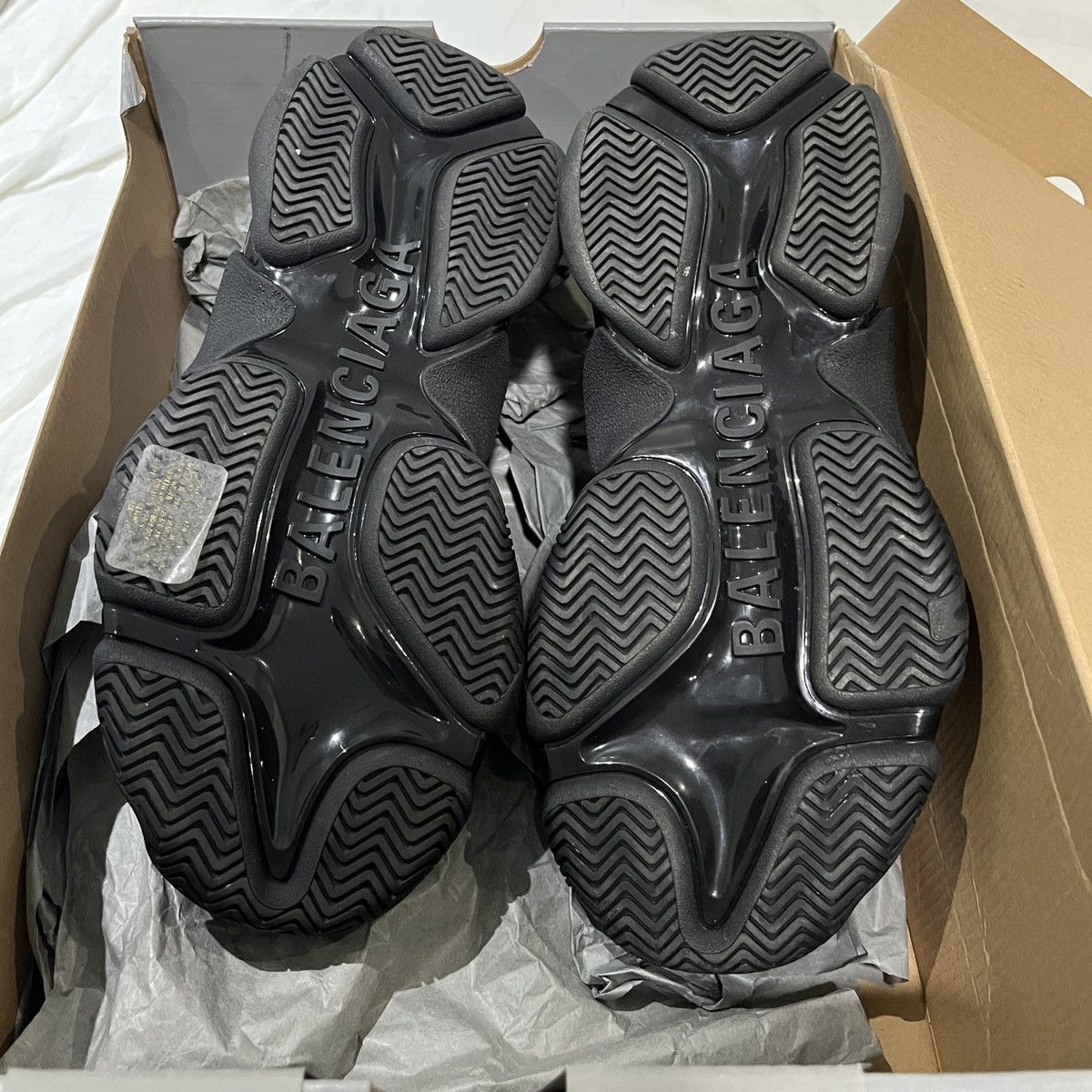 Balenciaga Balenciaga Triple S All Over Print Size US 7 / EU 40 - 4 Thumbnail