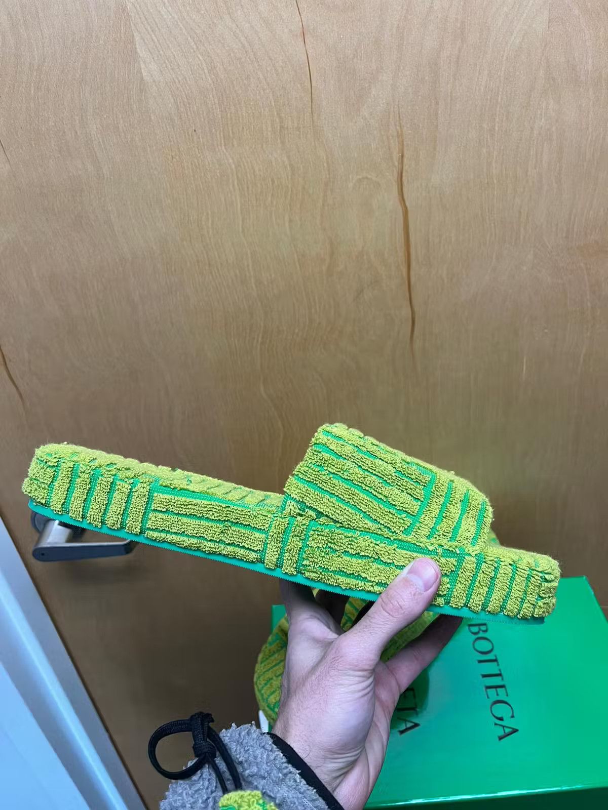 Bottega Veneta o1rshd1 Q:4 / Resort Sandal in Intrecciato Jacquard Parakeet Size US 11 / EU 44 - 13 Thumbnail