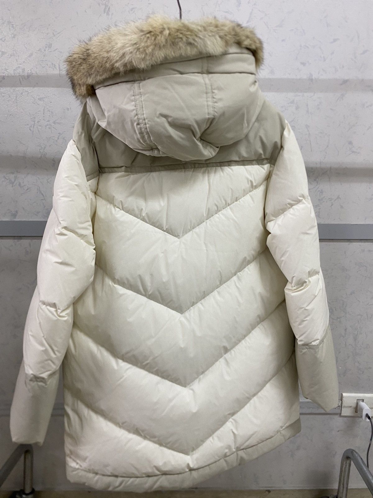 Other Woolrich Arctic Logo Down Jacket, size S, cream white, new Size S / US 4 / IT 40 - 13 Thumbnail
