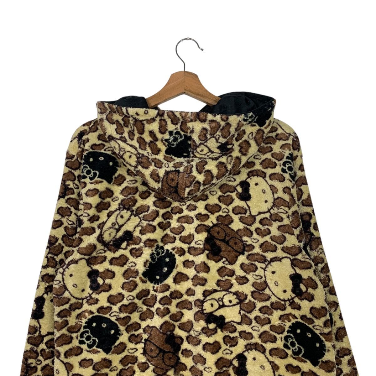 Japanese Brand HELLO KITTY Fullprint Zipper Hoodies Sweatshirt #2017-C87 Size L / US 10 / IT 46 - 8 Thumbnail