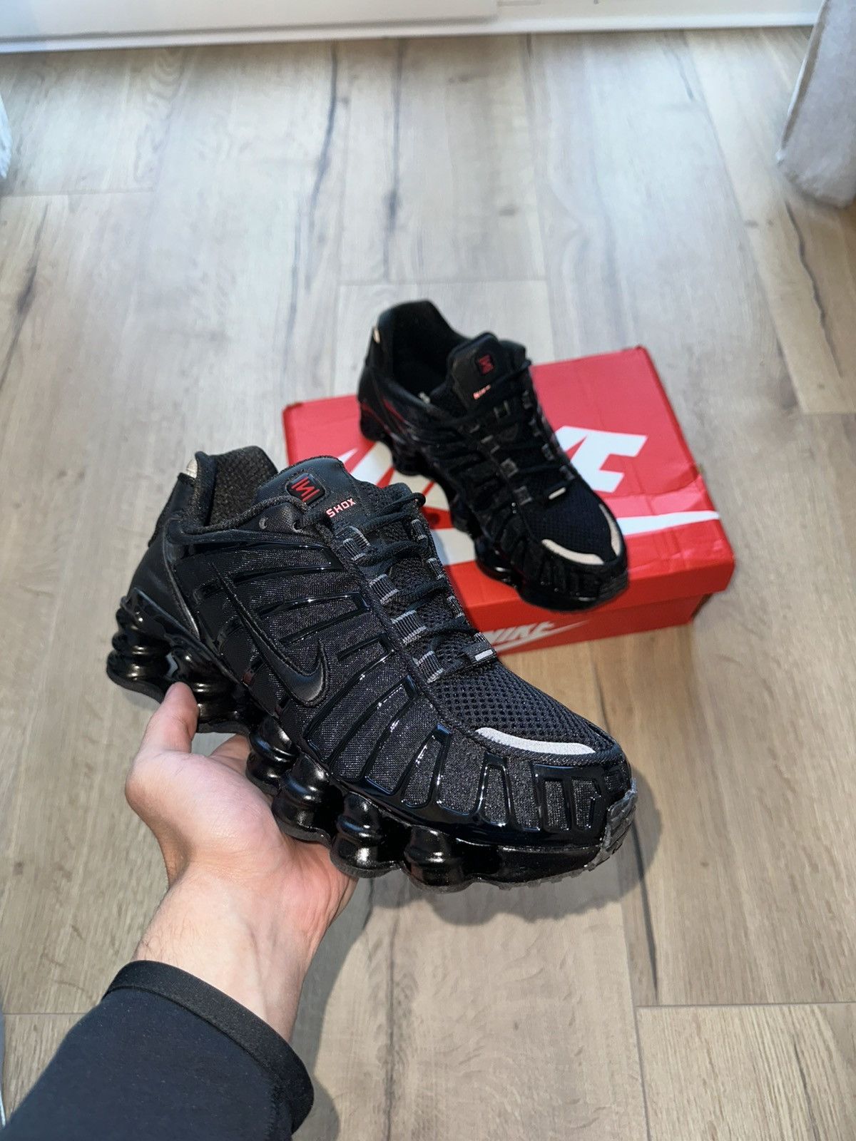 Nike Nike shox Size US 8 / EU 41 - 2 Thumbnail