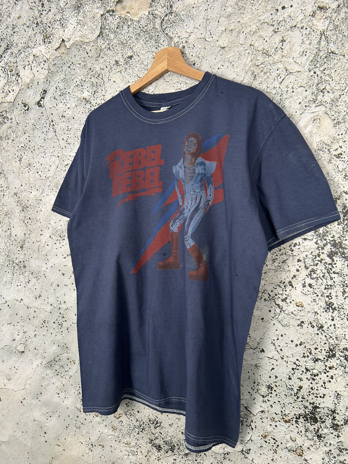 Band Tees Vintage David Bowie Rebel Rebel Rock Band Tee Avant Garde Size US XL / EU 56 / 4 - 2 Thumbnail