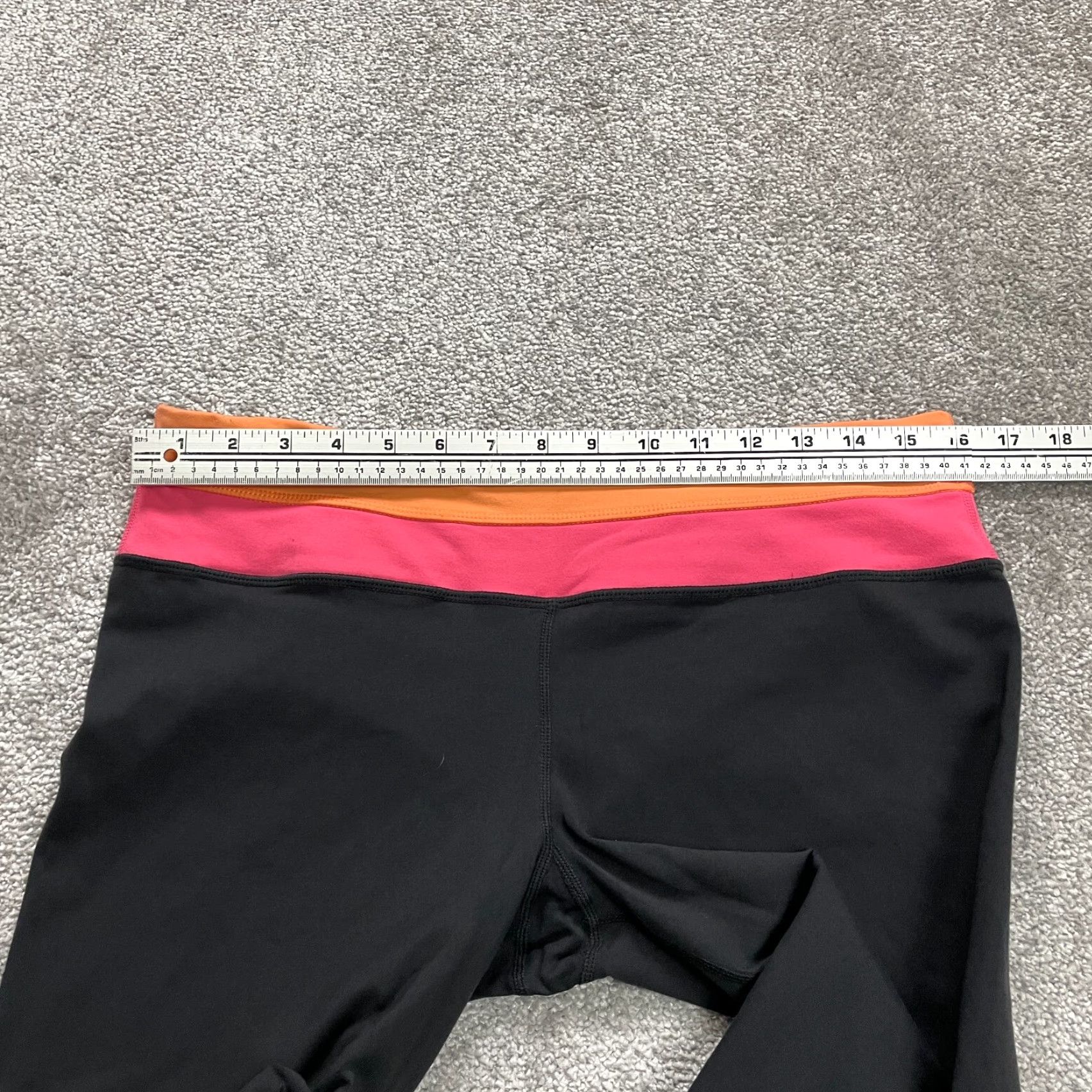 Vintage Kirkland Compression Cropped Leggings Pants Womens Black Low Rise 32x19.5 Activewear, Athleisure, Casual, Travel Size 24" / US 00 / IT 34 - 7 Thumbnail