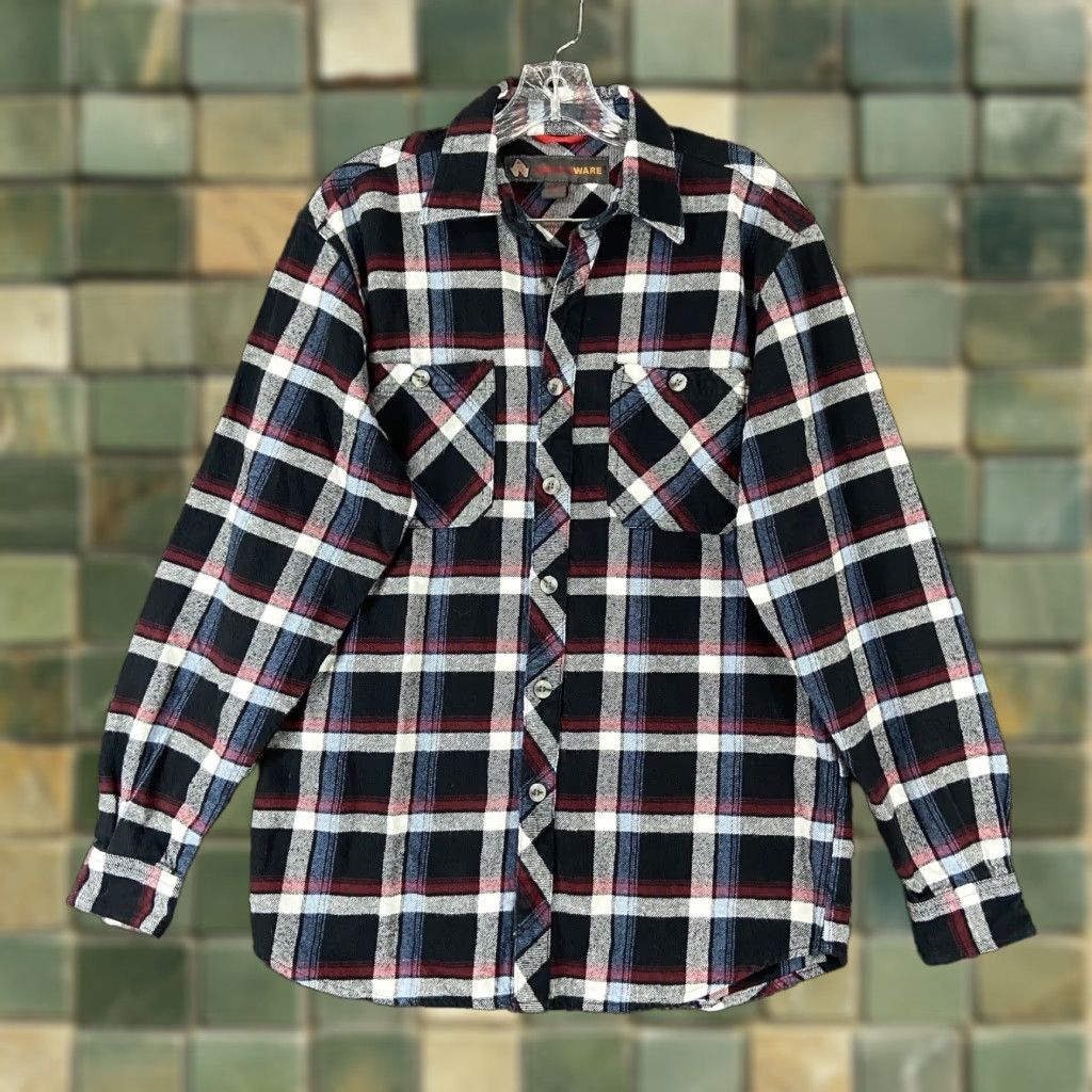 Vintage VINTAGE Americanware Flannel Red Plaid Shirt Men M Long Sleeve Button-Up (Red) Mens Medium Plaid Flannel Shirt Size US M / EU 48-50 / 2 - 1 Thumbnail