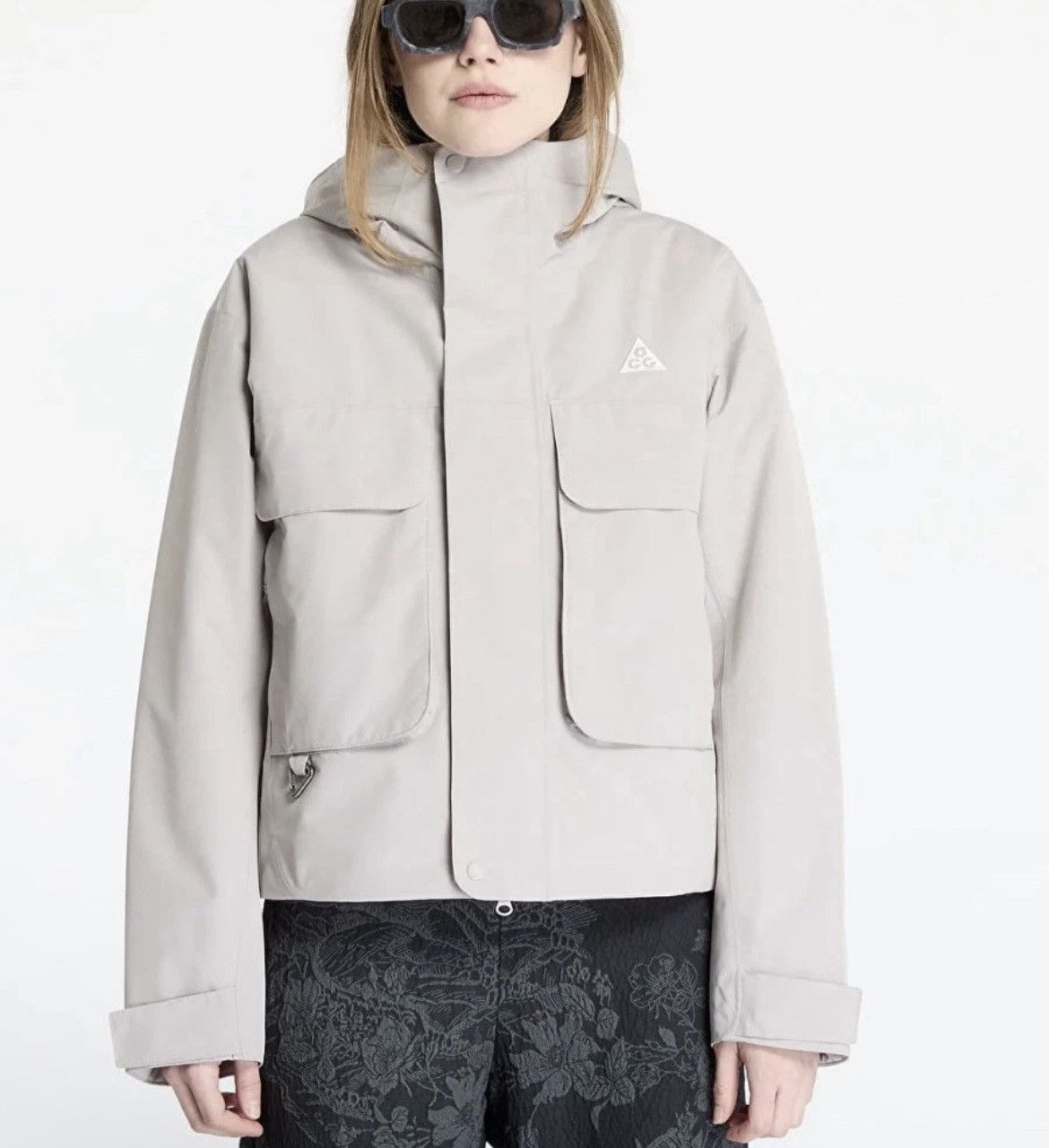 Nike Nike ACG Storm-FIT ADV Jacket (FV7327-104) Women’s Size M Size M / US 6-8 / IT 42-44 - 1 Thumbnail