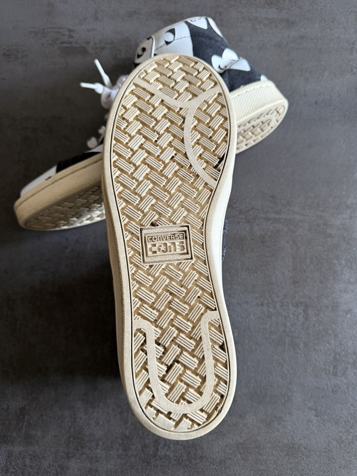 Comme des Garcons Comme Des Garçons Converse Play Sneakers Size US 11 / EU 44 - 5 Thumbnail