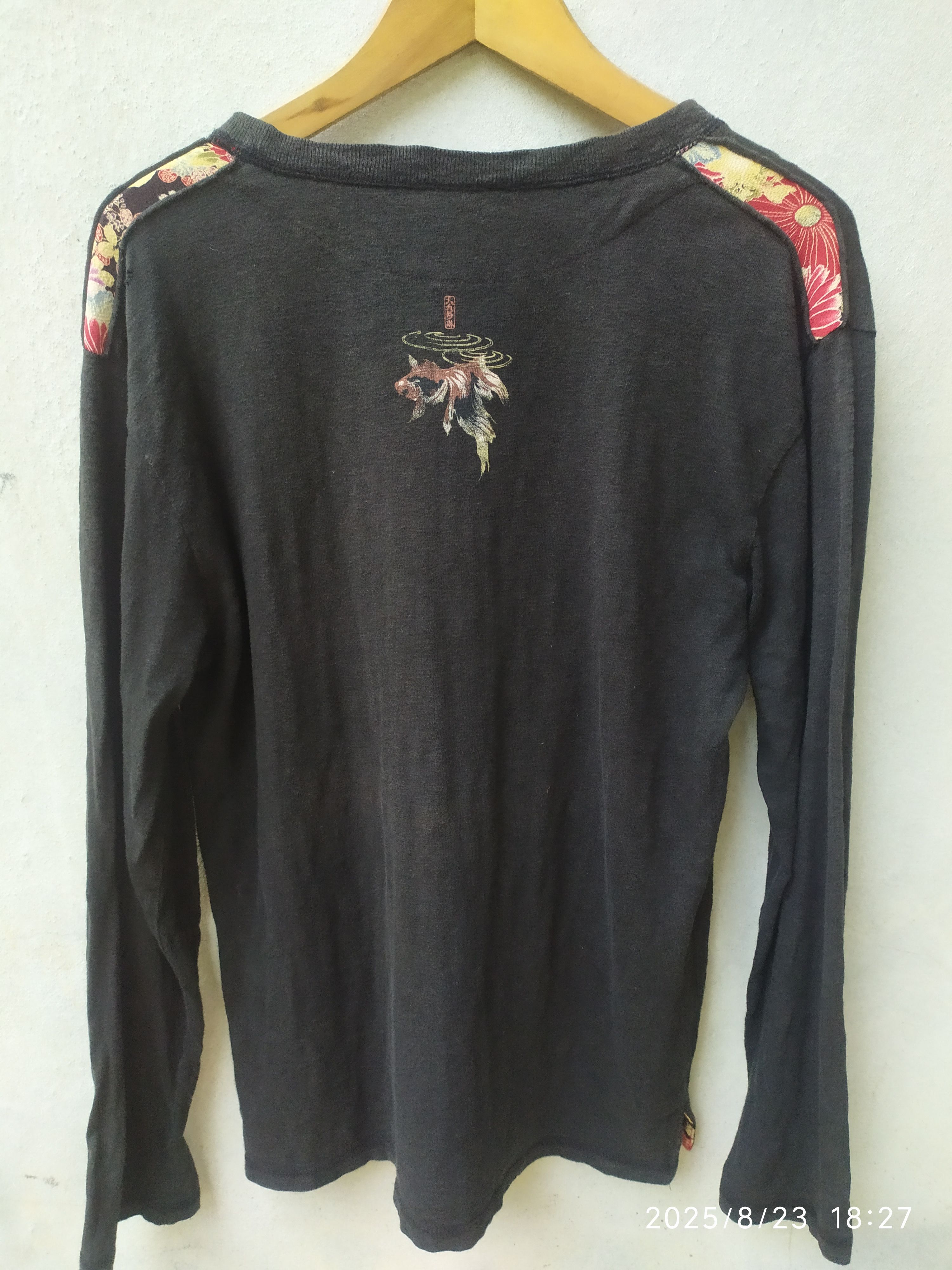 Japanese Brand Vintage Faded Sukajan Fish Floral Long Sleeve Shirt Size US M / EU 48-50 / 2 - 2 Thumbnail