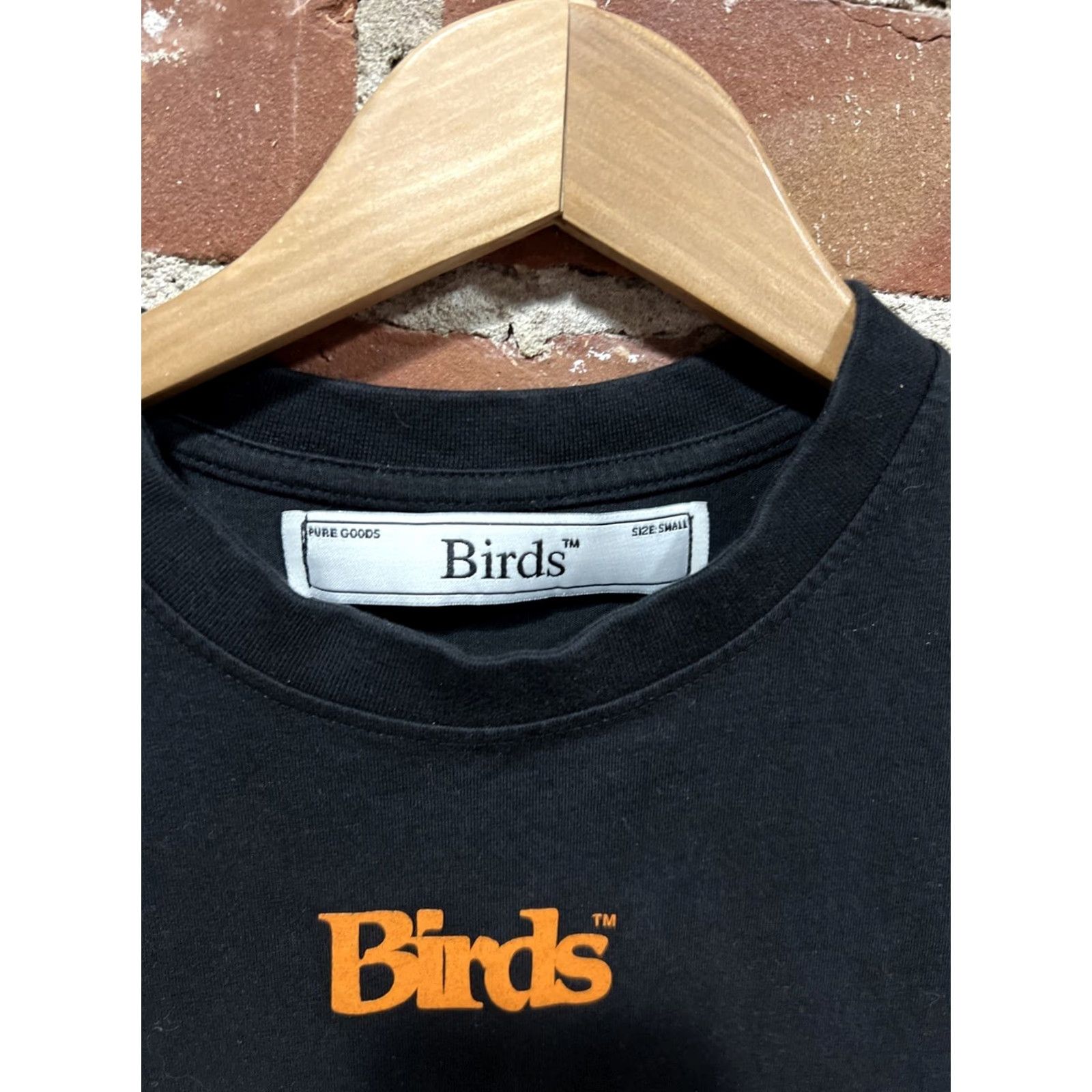 Vintage Birds Mens T-Shirt Black Small Crew Neck Cotton Regular Short Sleeve Columbia Logo - Vintage No - All Seasons - Men Size US S / EU 44-46 / 1 - 2 Thumbnail