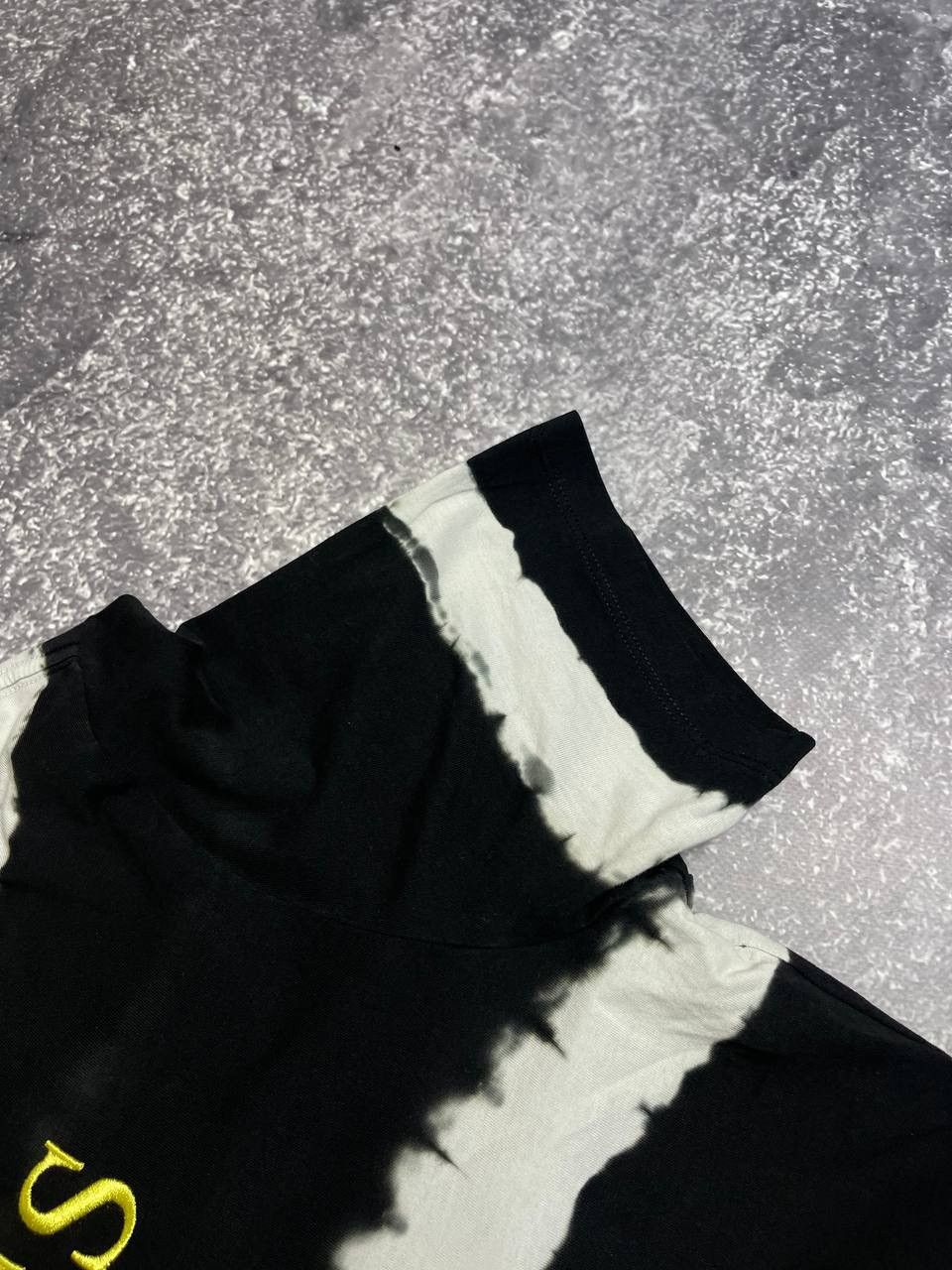 A$AP Rocky × Guess Asap Rocky Guess Tee size S Size US S / EU 44-46 / 1 - 6 Thumbnail