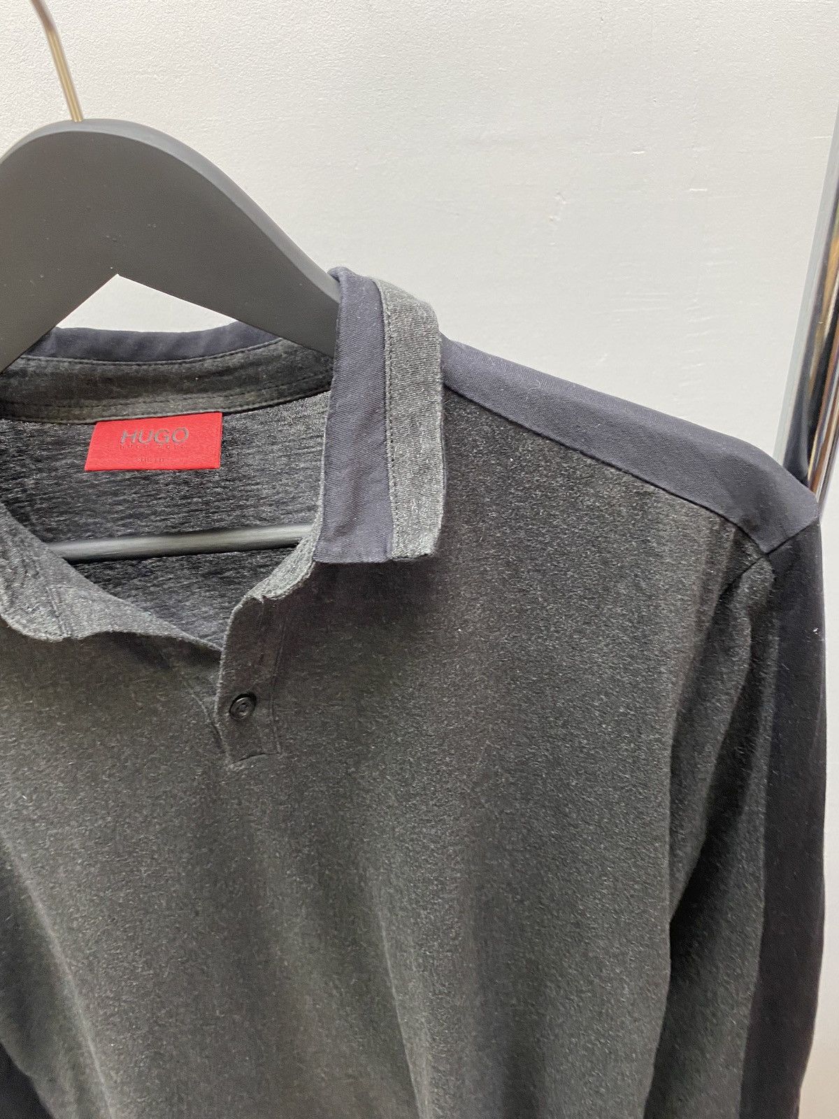 Hugo Boss × Vintage Vintage Hugo Boss Logo Longsleeve Polo Shirt Size US M / EU 48-50 / 2 - 14 Thumbnail