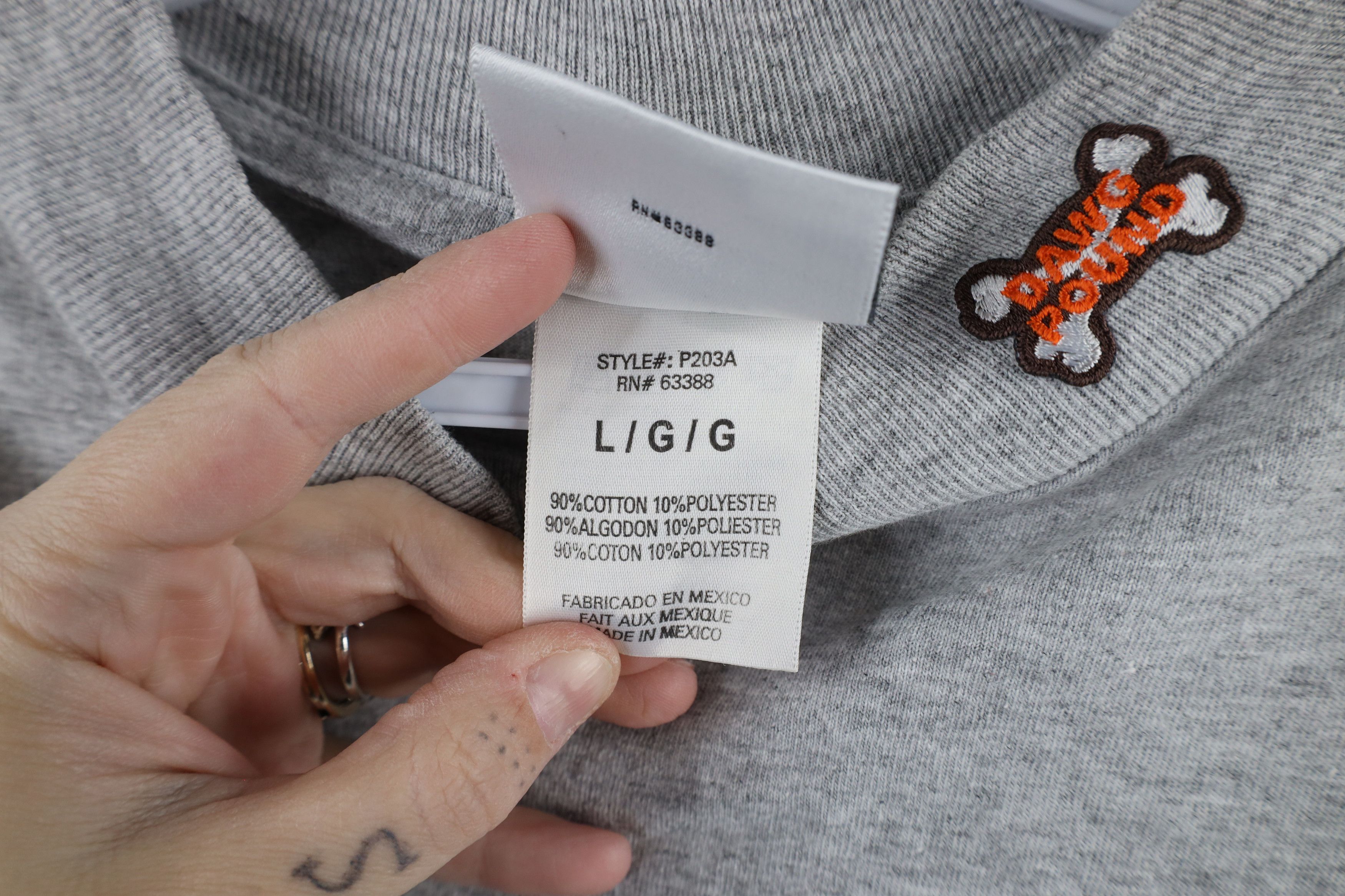 Puma × Vintage Vtg 90s Puma Cleveland Dawg Pound Mock Neck T-Shirt Gray Size US L / EU 52-54 / 3 - 7 Thumbnail