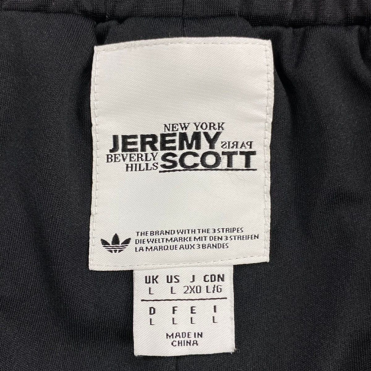 Adidas × Jeremy Scott FW2013 ‘Pearly King / Pearly King’ Button Covered Track Pant Size US 34 / EU 50 - 6 Thumbnail