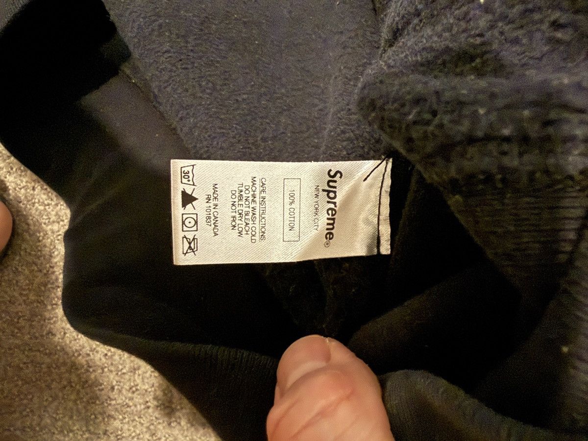 Supreme Supreme Trademark Hooded Sweatshirt Medium Black FW18 Size US L / EU 52-54 / 3 - 3 Thumbnail