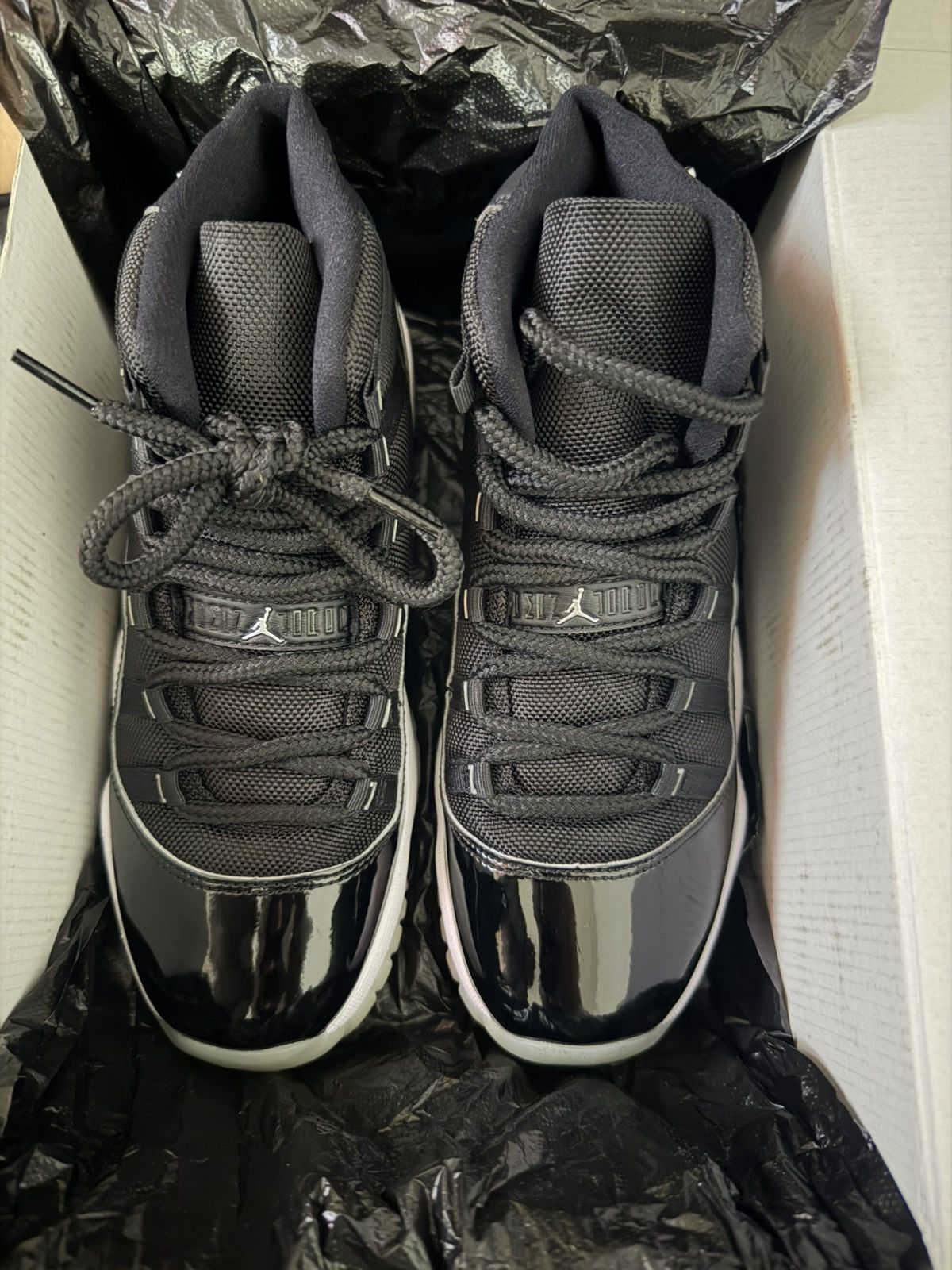 Jordan Brand Jordan 11 Retro Jubilee Size US 7 / EU 40 - 2 Thumbnail