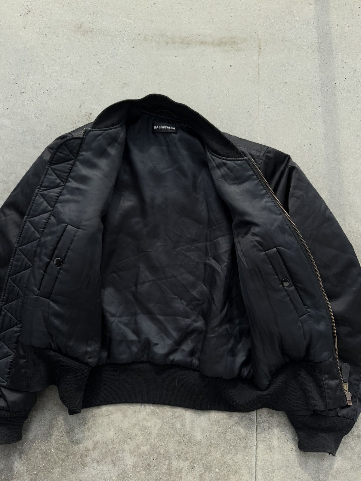 Balenciaga *RARE* Balenciaga Embroidery Bernie Logo Bomber Size US M / EU 48-50 / 2 - 7 Thumbnail