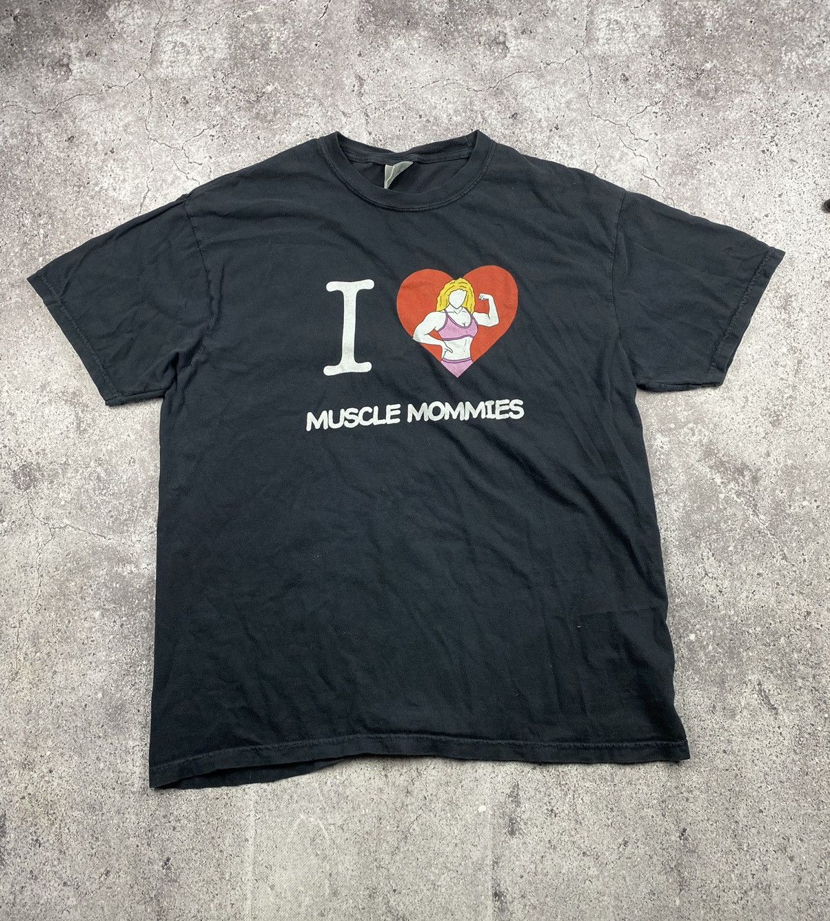 Japanese Brand × Vintage Vintage I Love Muscle Mommies Y2K funny crazy shirt🔥 Size US XL / EU 56 / 4 - 1 Thumbnail