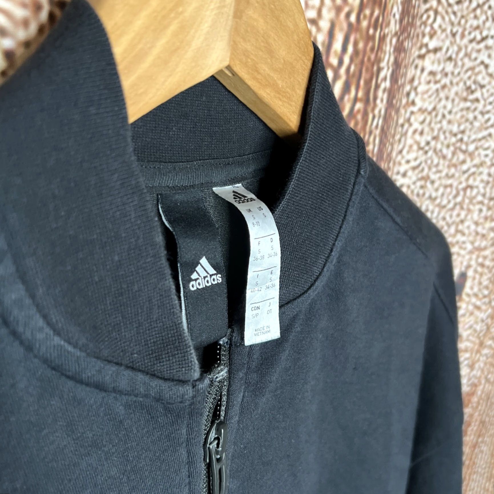 Adidas Adidas Track Jacket Womens Small Slim Zip Black Pockets Size S / US 4 / IT 40 - 2 Thumbnail