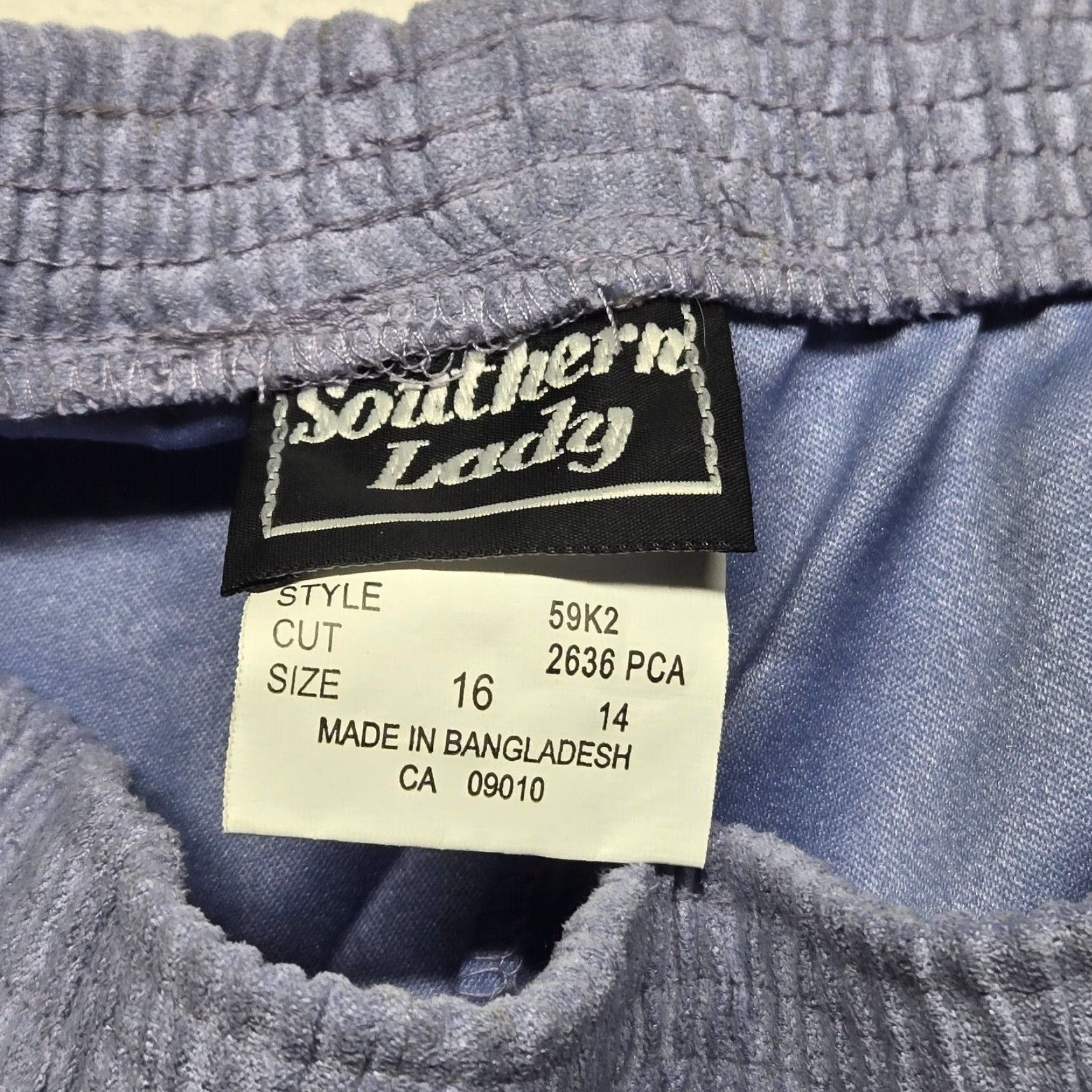 Vintage Southern Lady Pants Women's Solid Blue Elastic Waist Pockets 26" Inseam Size 16 Dress Pants Mens Women? Size 38" / US 16 / IT 52 - 3 Thumbnail