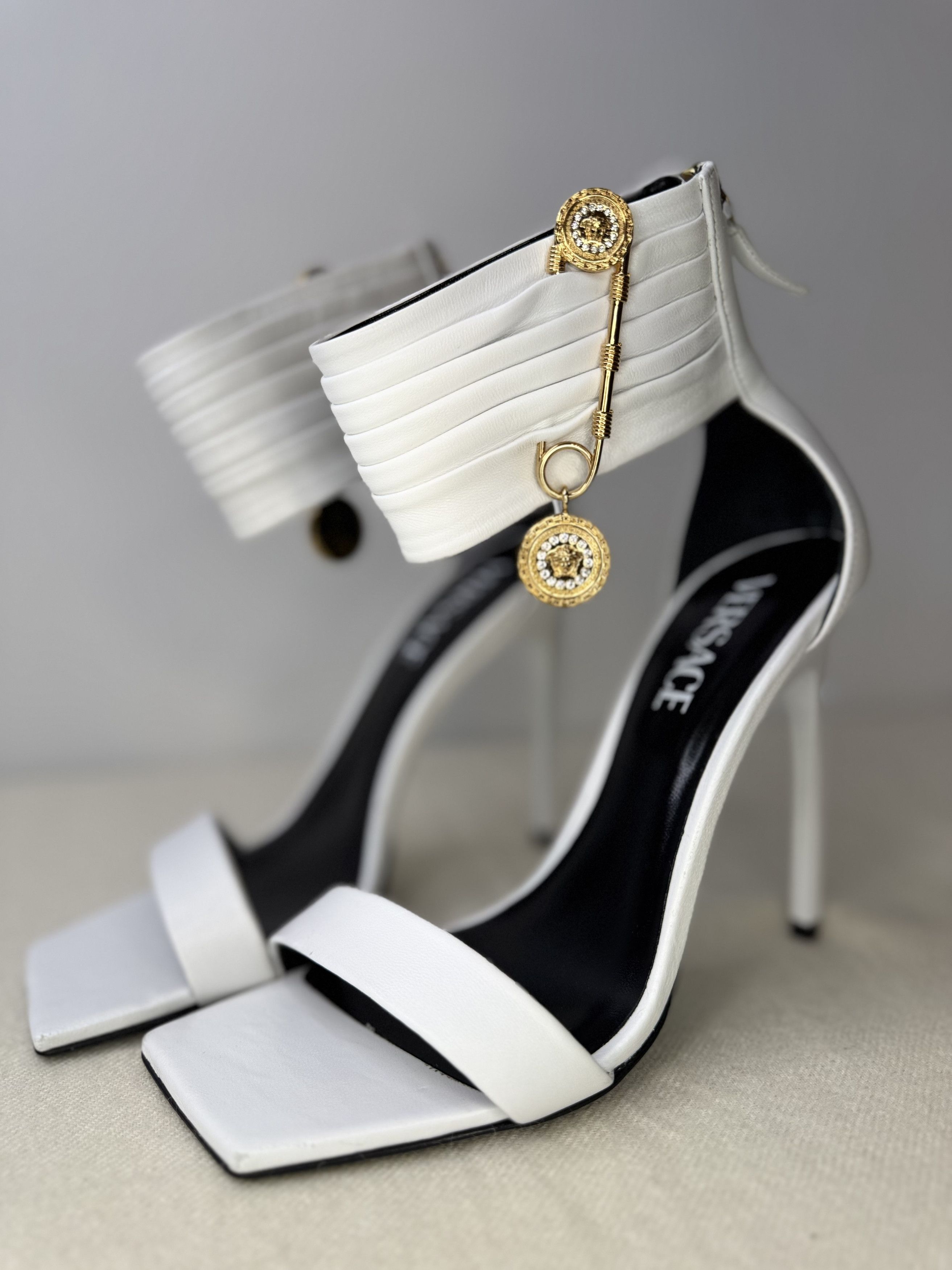 Versace Medusa Safety Pin Heels Size US 8 / IT 38 - 2 Thumbnail