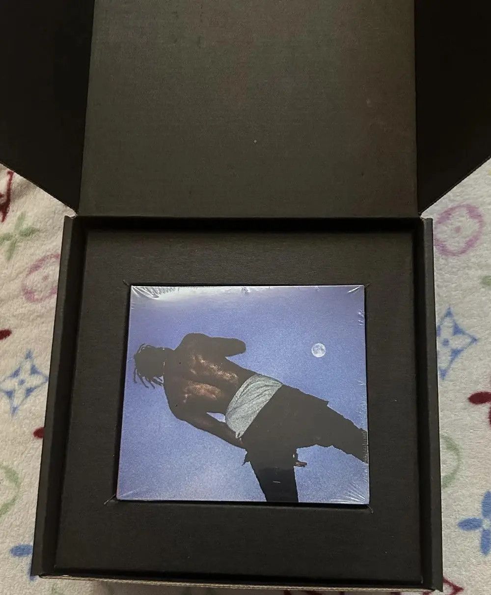 Travis Scott Days Before Rodeo Box Set III Drugs Hat & Album CD Size ONE SIZE - 5 Thumbnail