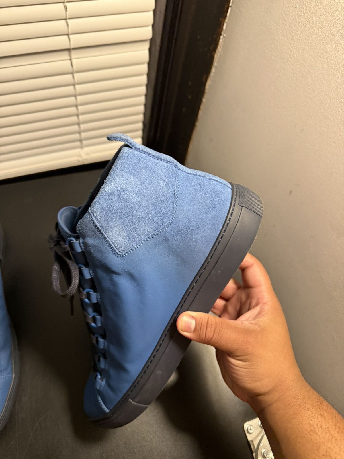Balenciaga Balenciaga Arena Blue Half Leather Half Suede Sneakers 12 US Size US 12 / EU 45 - 6 Thumbnail